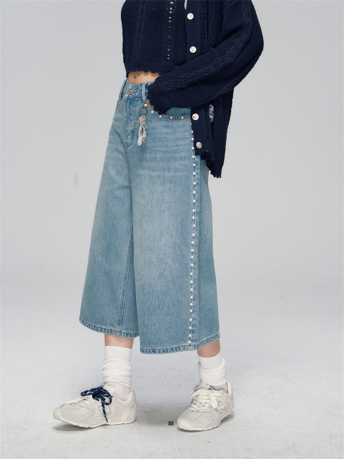 Side Seam Beaded Wide-leg Cropped Jeans - CHINASQUAD