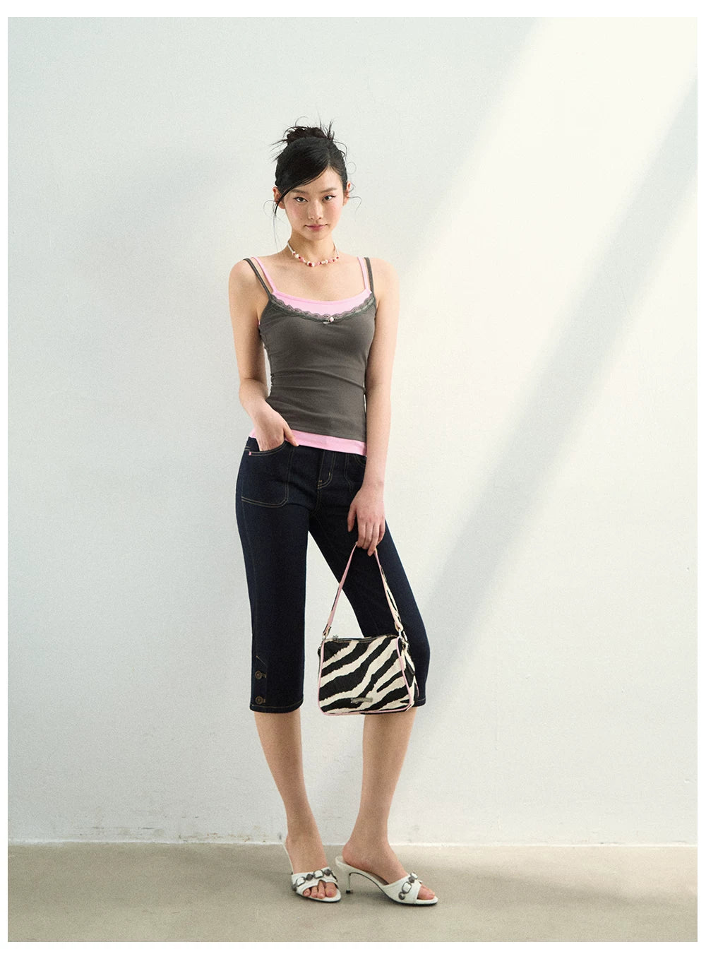 Studded Belt Cropped Denim Pants