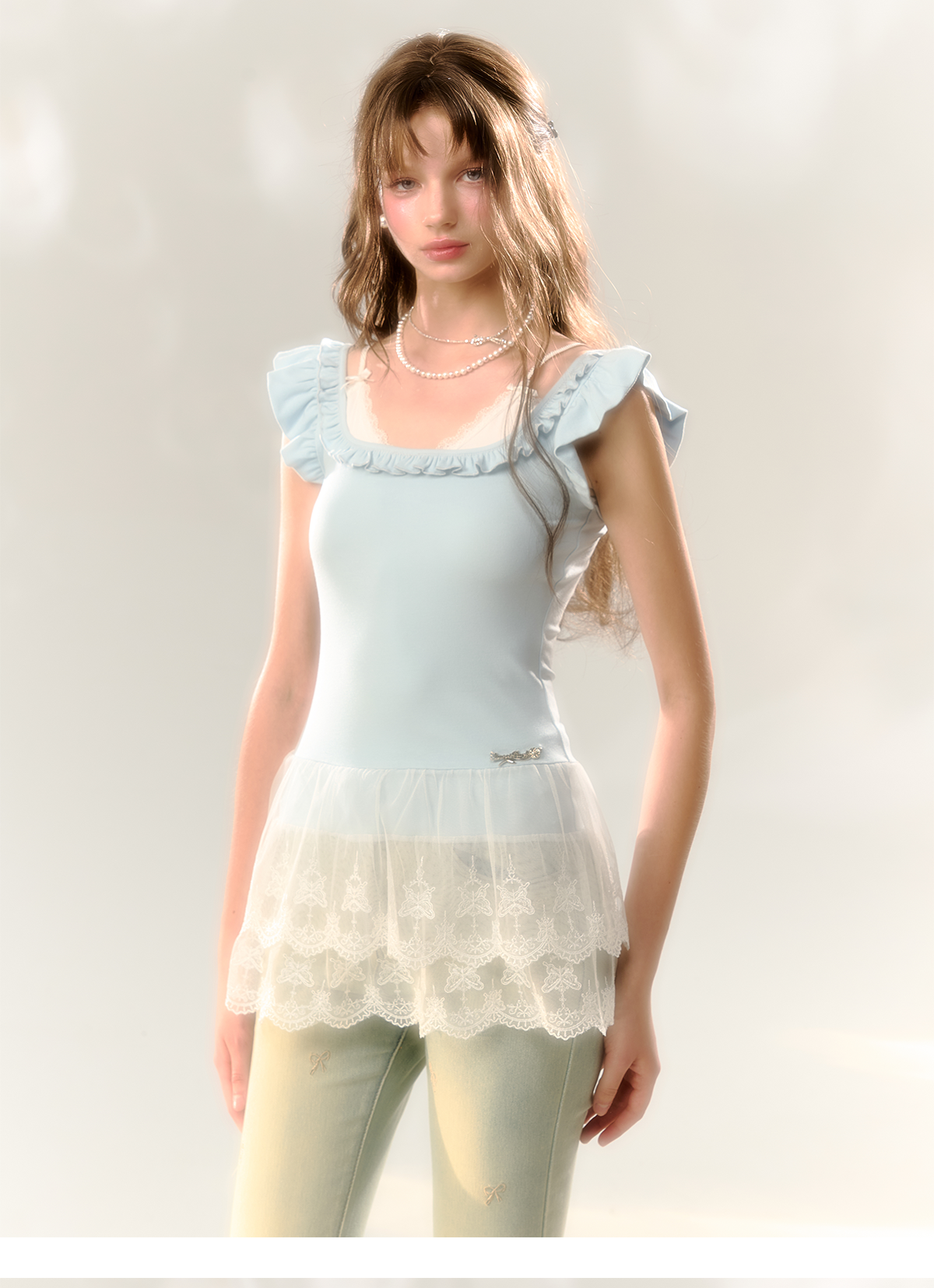 Blue & Pink Lace Trim T-shirt - CHINASQUAD