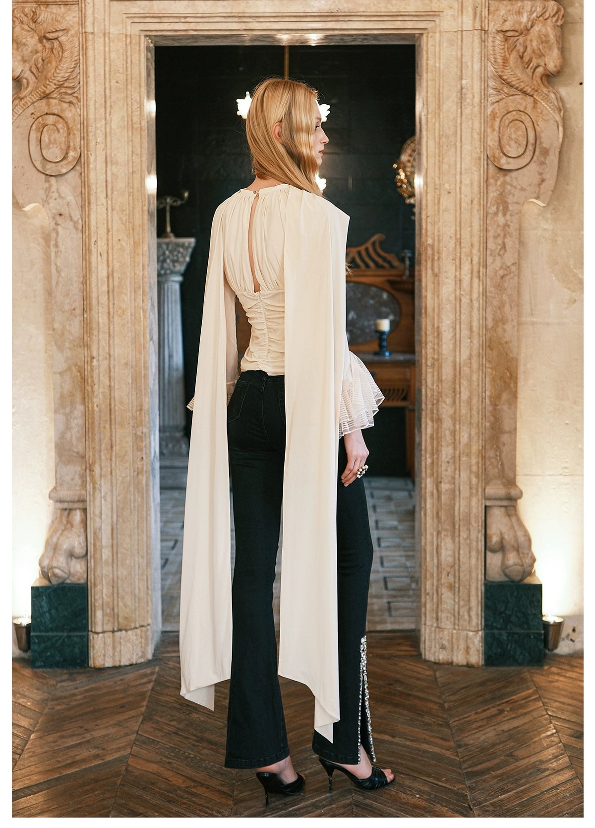 Nina Halter V-Neck Slim Tie Detail Crop Blouse - CHINASQUAD