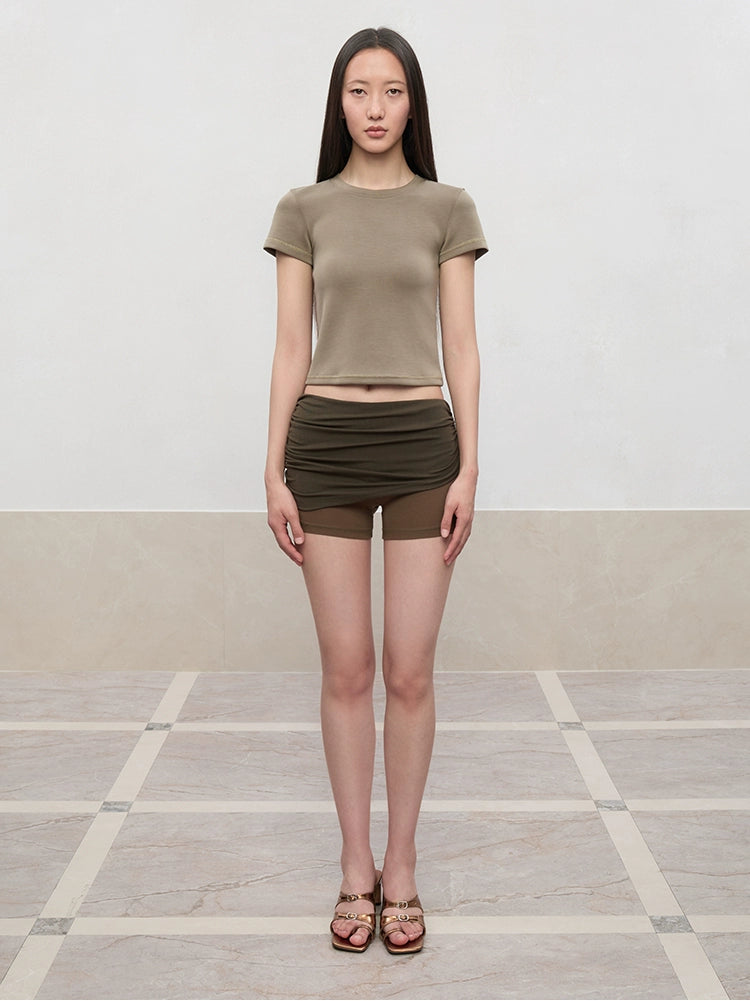 Color-Blocked and Pleated Low-Waist Shorts