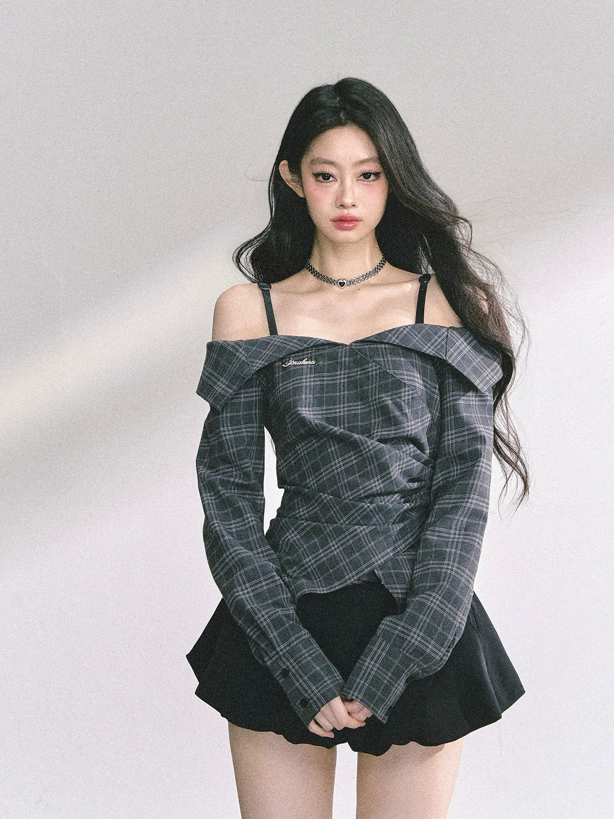 Off-Shoulder Plaid Long-Sleeve Shirt