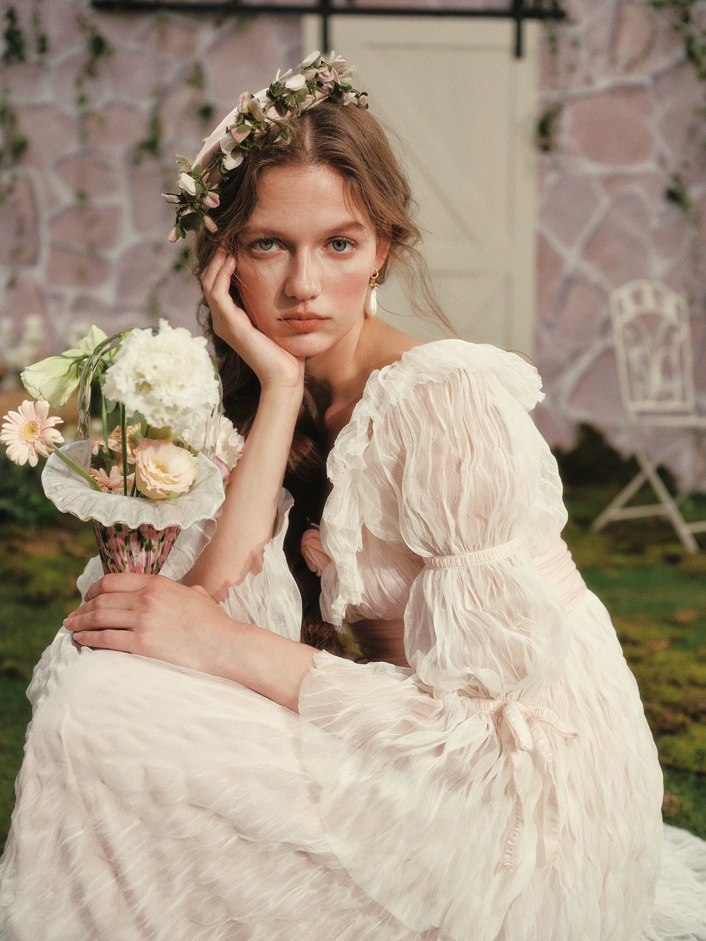 Queen’s Rose Chiffon Long-Sleeve Princess Dress