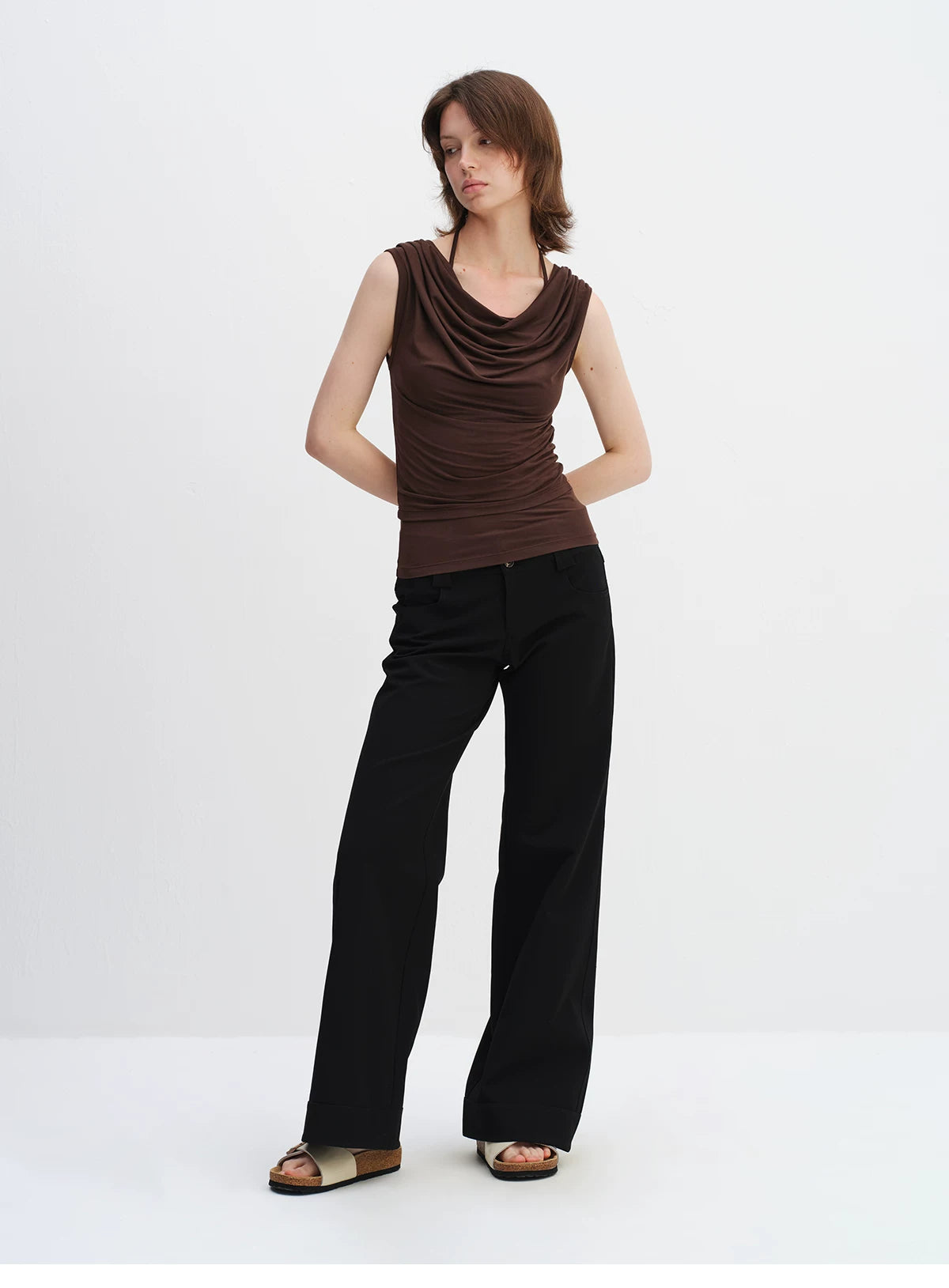 Low-Rise Wide-Leg Tailored Trousers