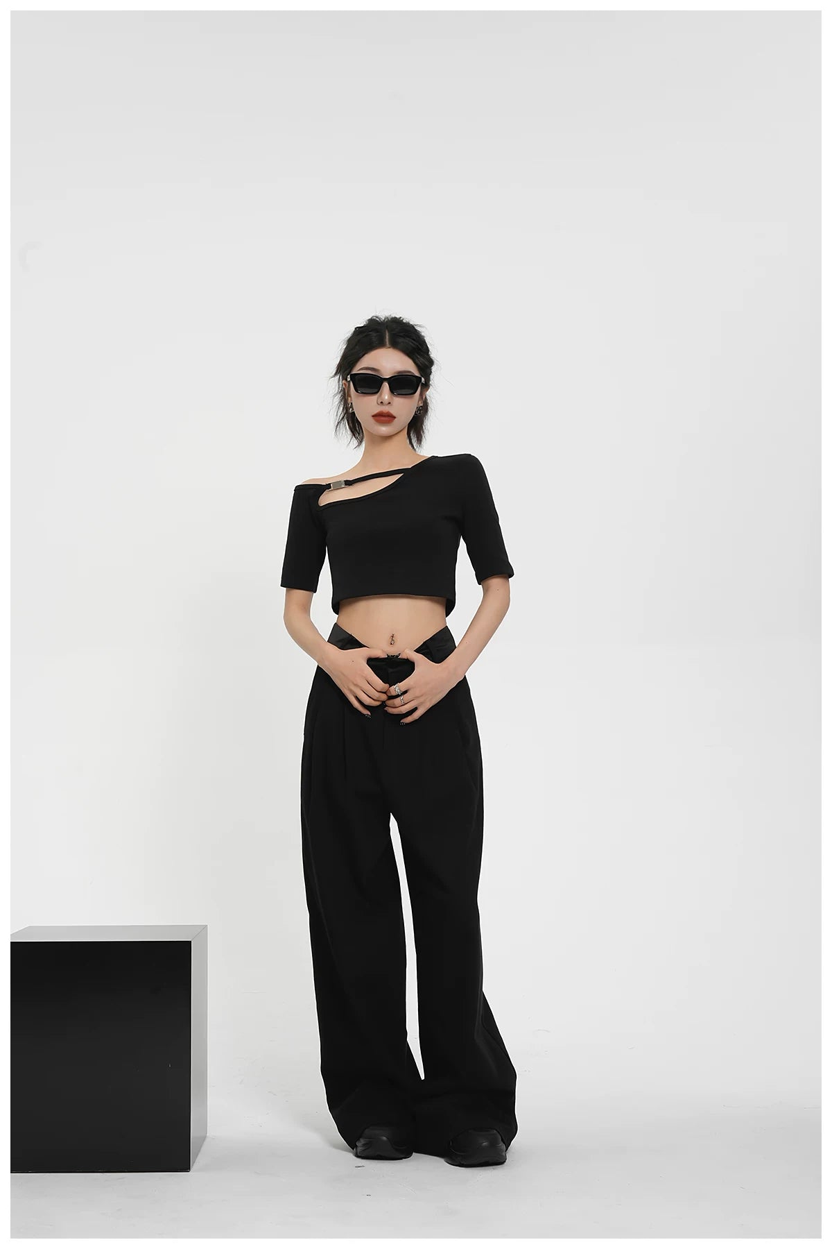 Asymmetric One-Shoulder Cropped Stretch T-Shirt