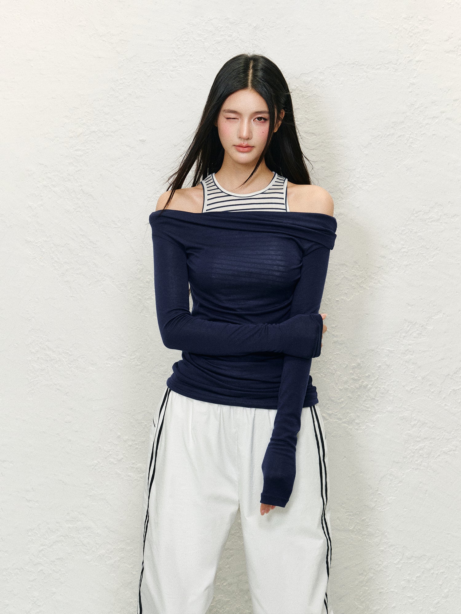 Fake Two-Piece Off-Shoulder Colorblock T-shirt - CHINASQUAD