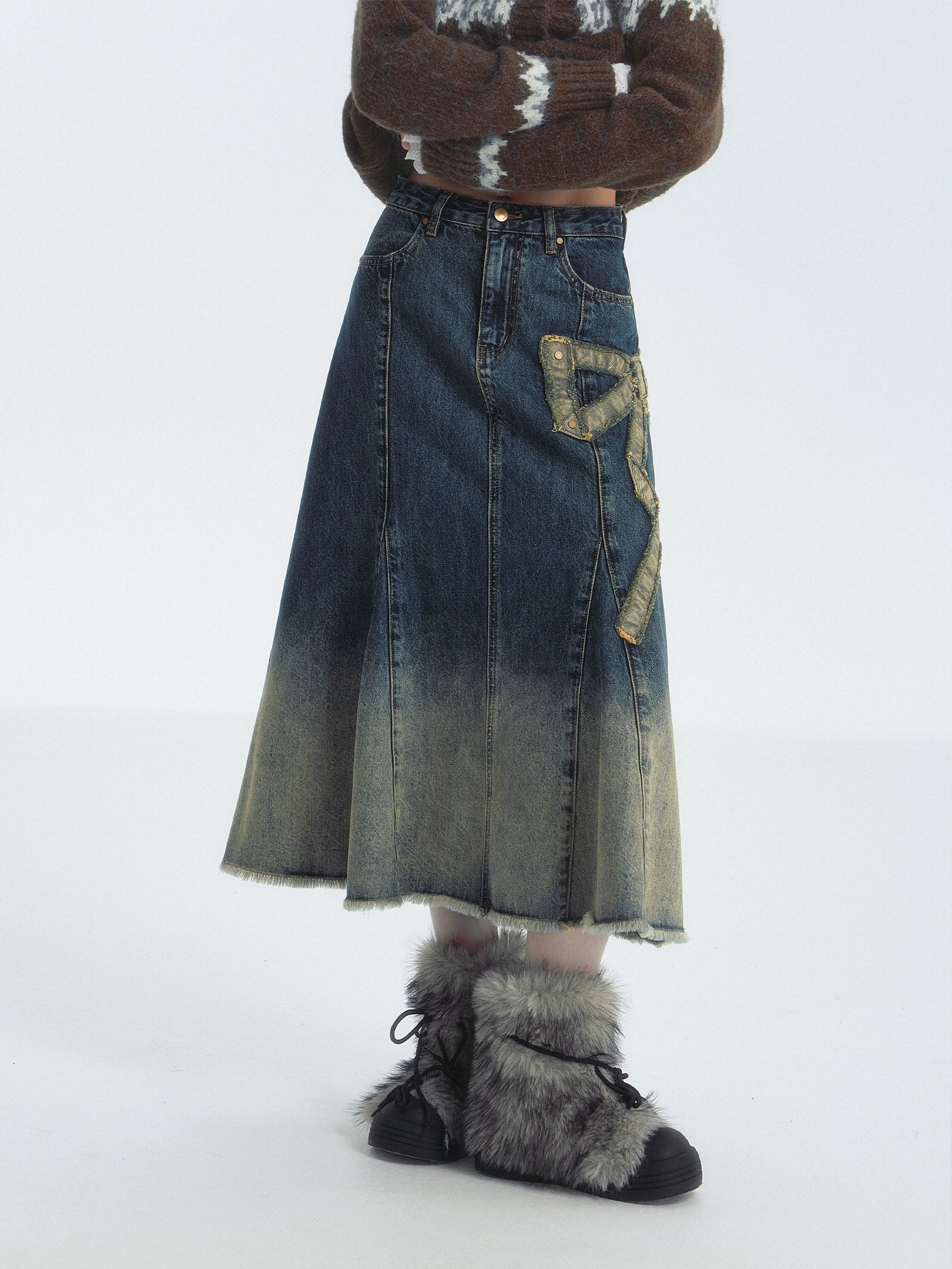 Gradient Frayed Bow Denim Skirt