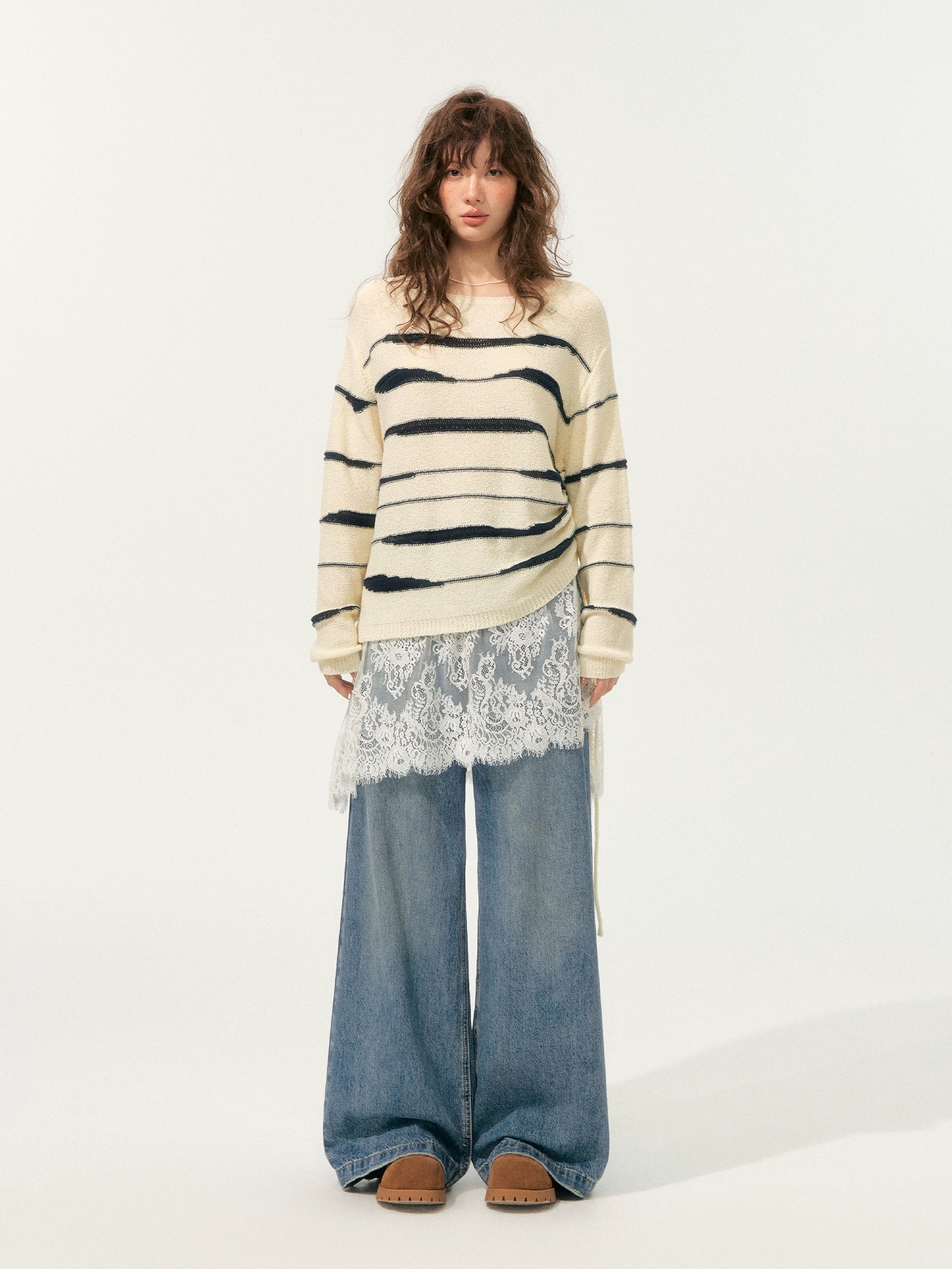 Color-Block Irregular Striped Soft Crewneck - CHINASQUAD