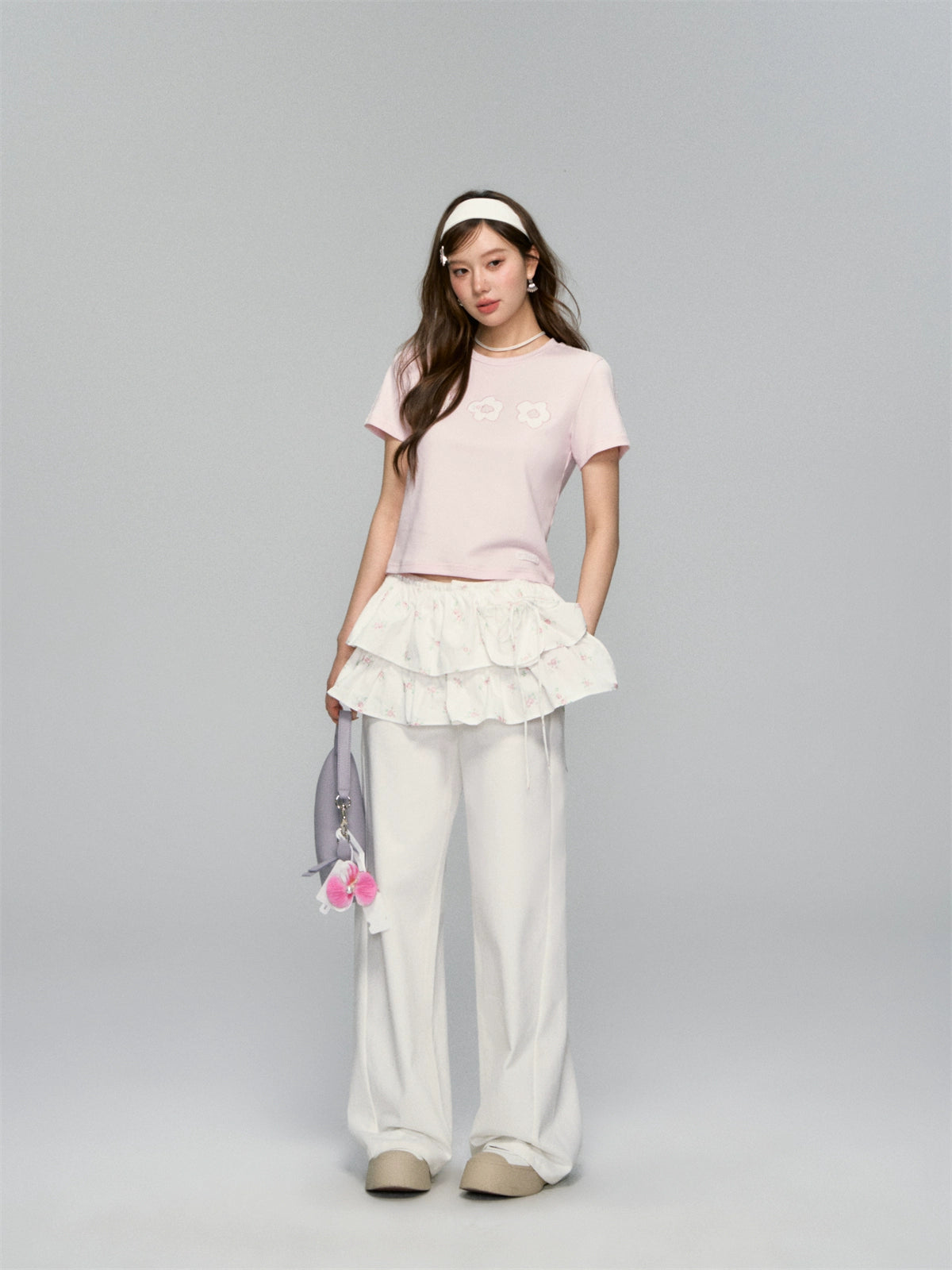 Flower Applique Round Neck T-shirt - CHINASQUAD