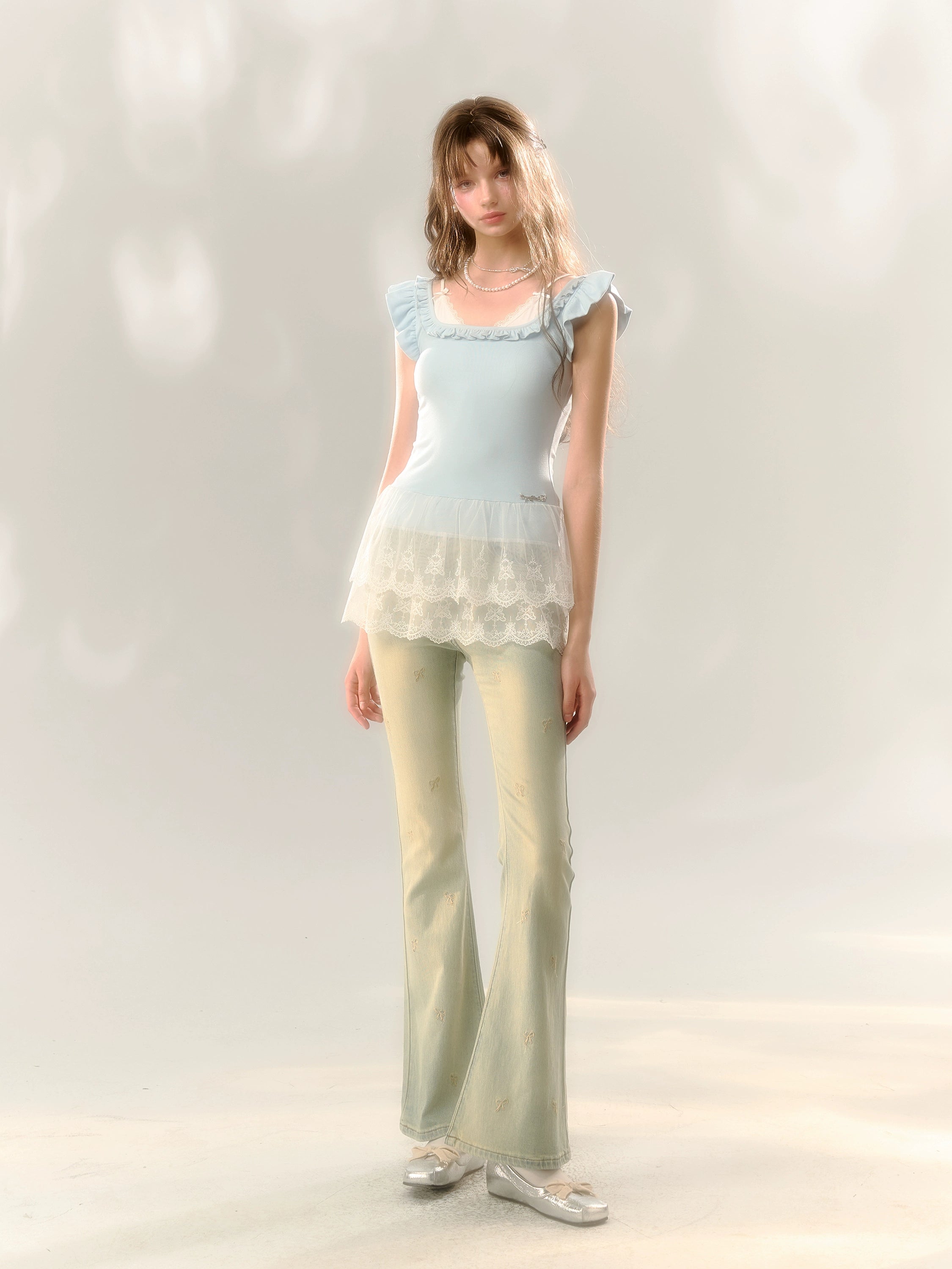 Blue & Pink Lace Trim T-shirt - CHINASQUAD