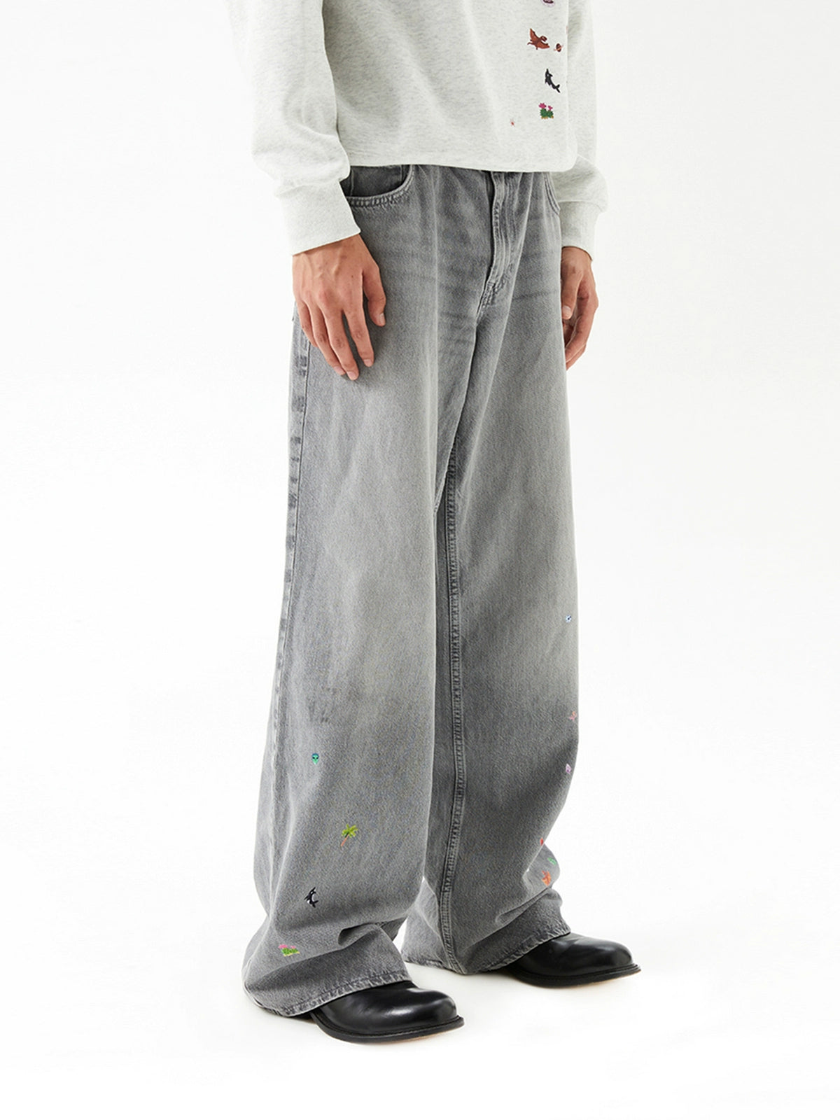 Vintage Washed Light Gray Denim Jeans - CHINASQUAD