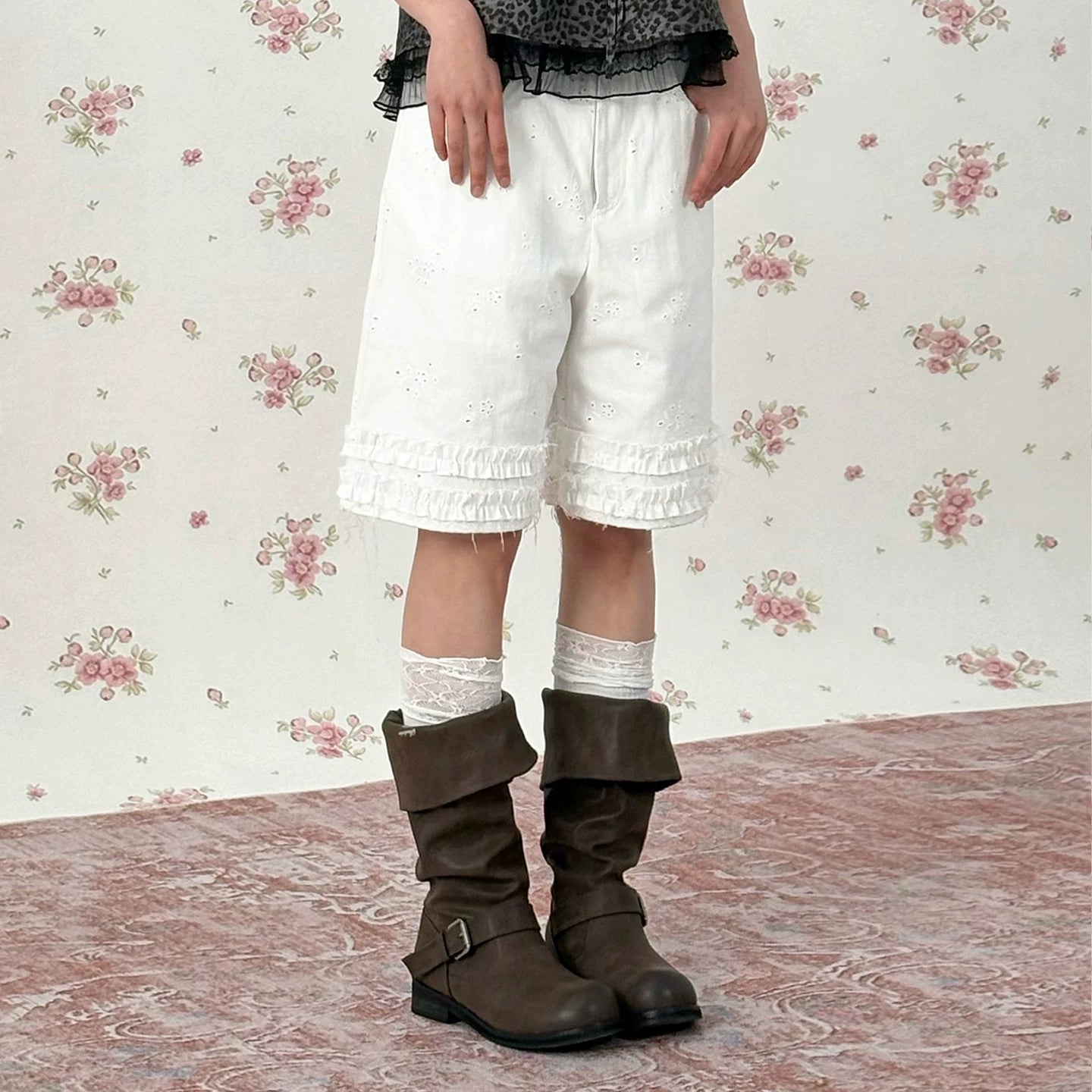 Vintage Lace Trim Lyocell Shorts