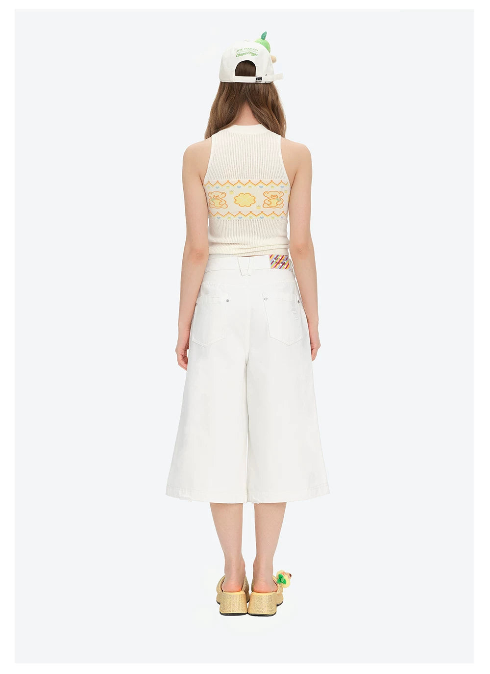 Distressed Cropped Straight-Leg Jeans