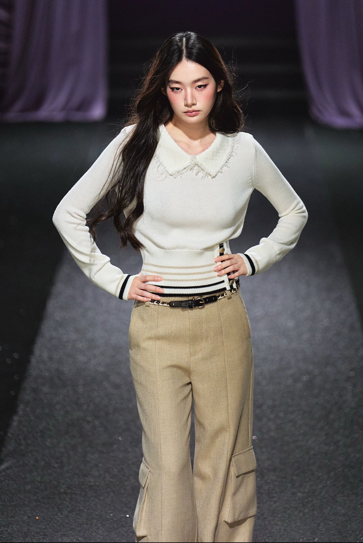 Black & Gold Striped Contrast Collar Knit Sweater - CHINASQUAD