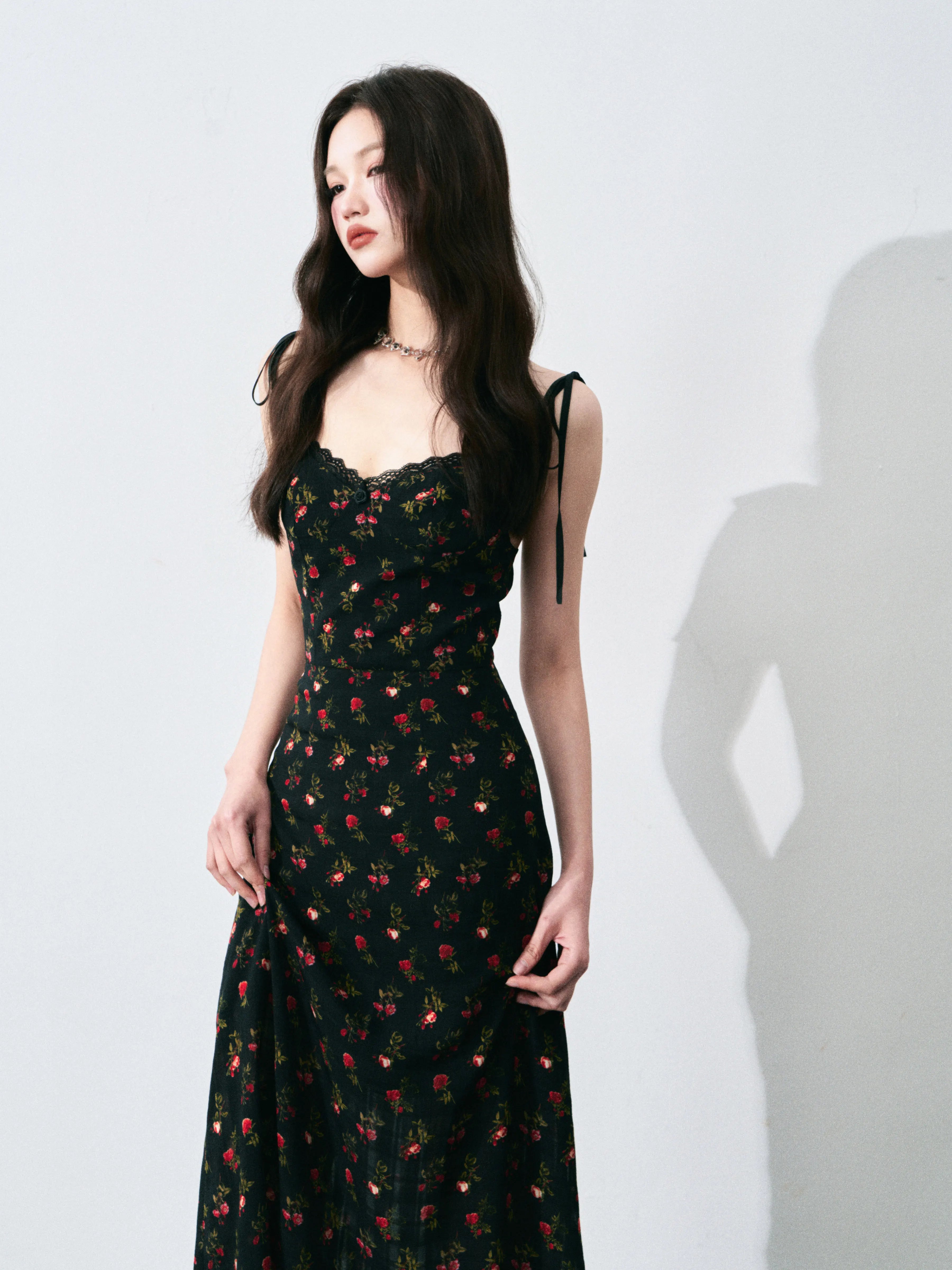 Vintage Floral Tie-Waist A-Line Maxi Dress