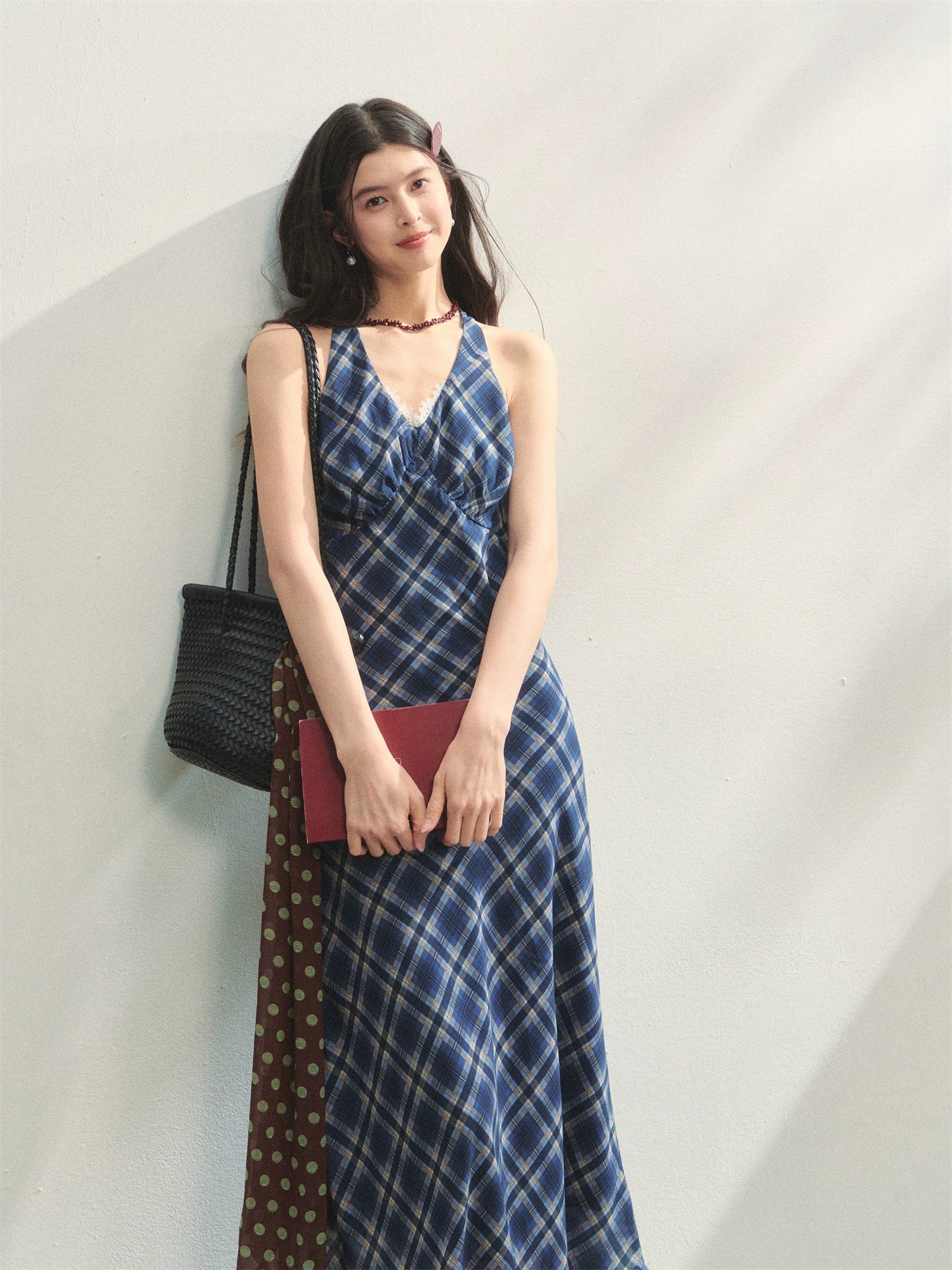 V-Neck Lace Spliced Halter Dress - CHINASQUAD