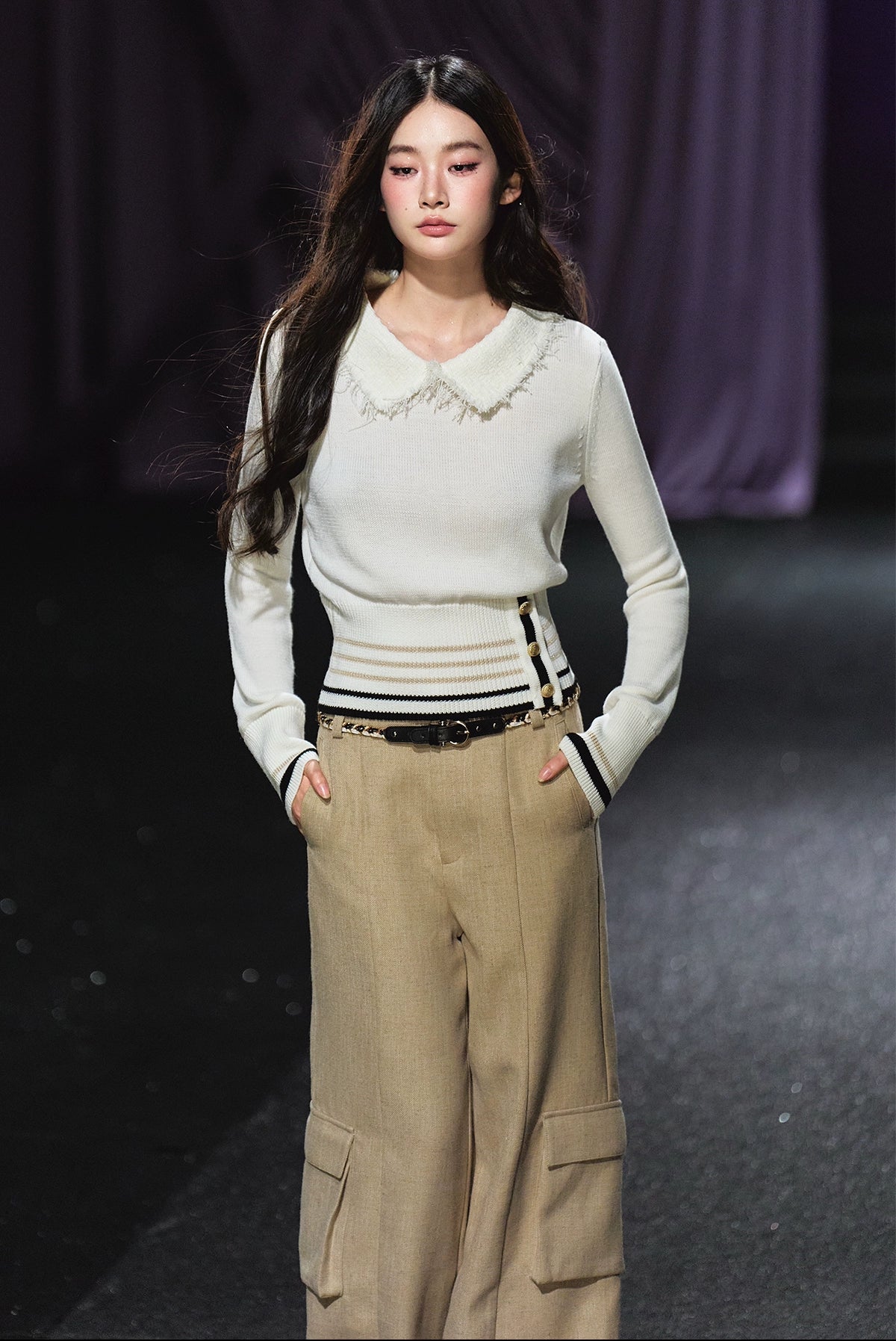 Black & Gold Striped Contrast Collar Knit Sweater - CHINASQUAD