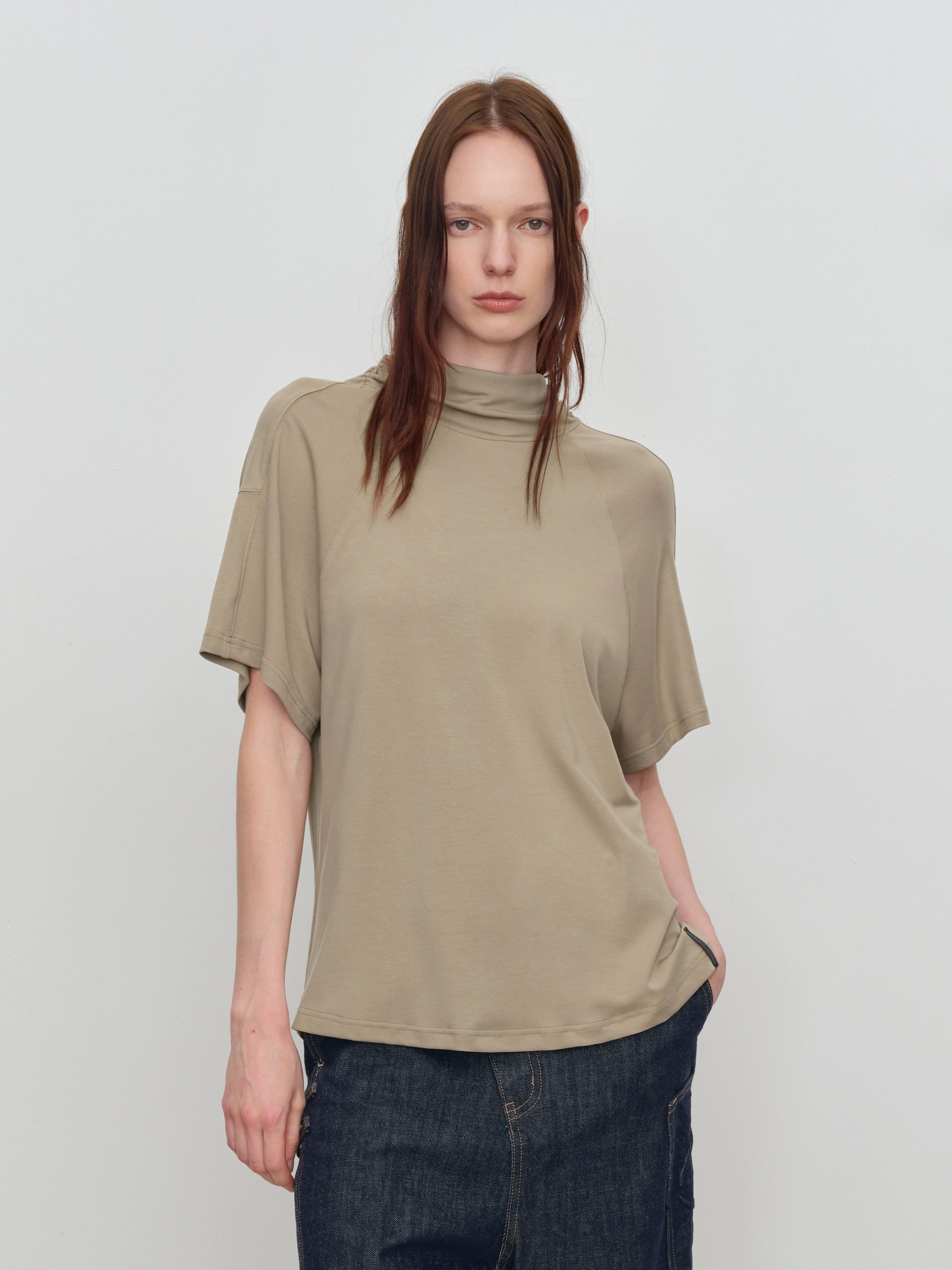 Slant One-Shoulder Swing Neck T-Shirt