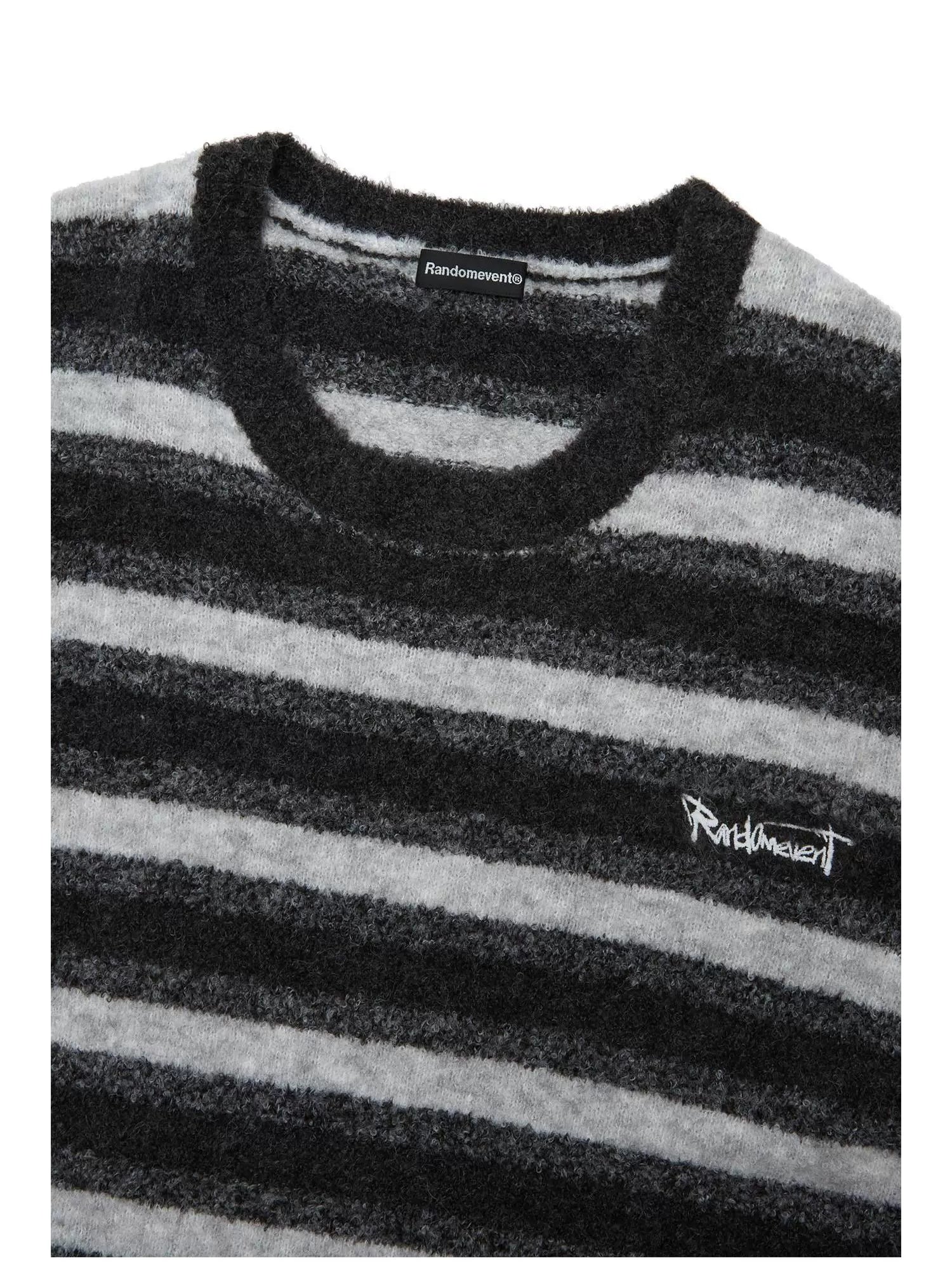 Contrast Stripe Embroidered Knit Sweater - CHINASQUAD