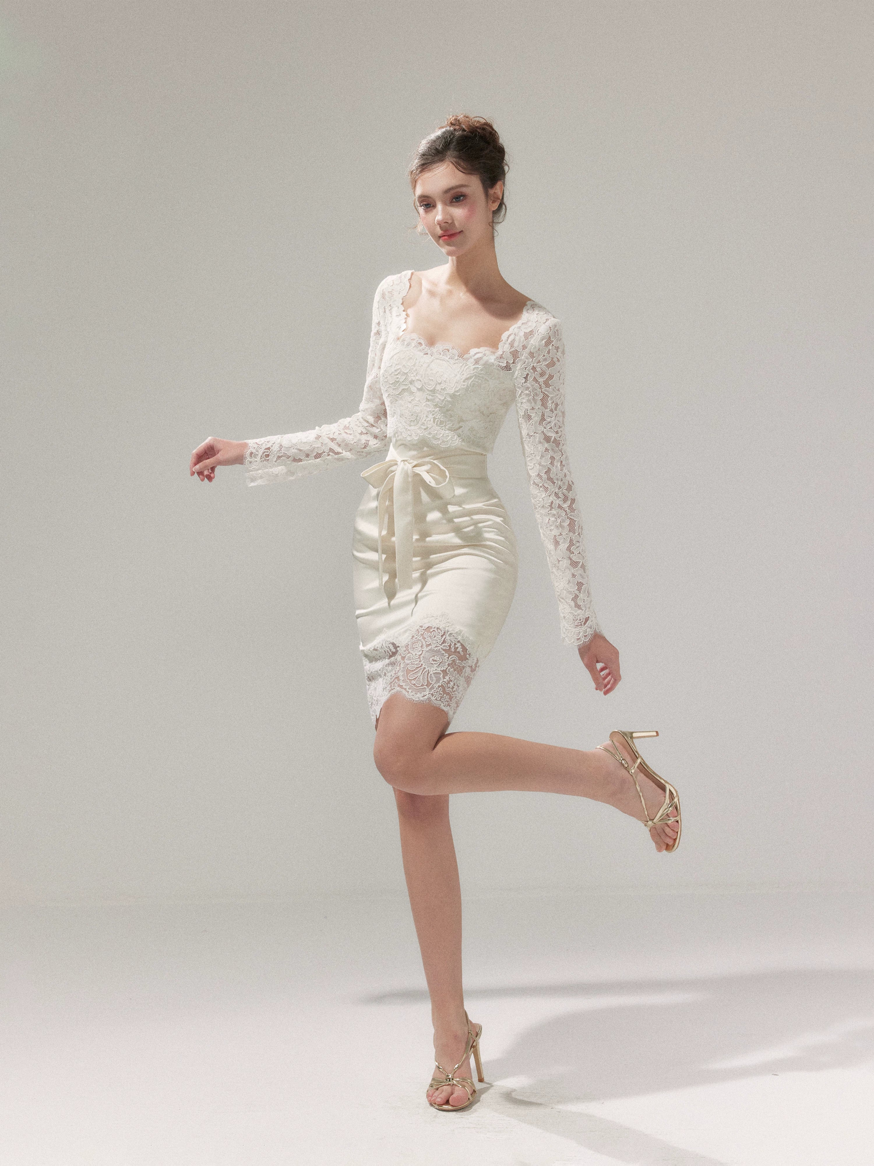 Square-Neck Slim-Fit Bodycon Dress