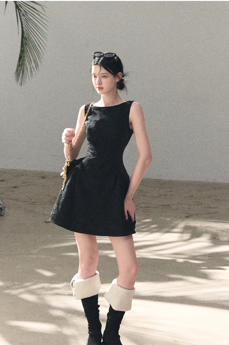 Wool-Blend Waist-Cinched Fitted Dress