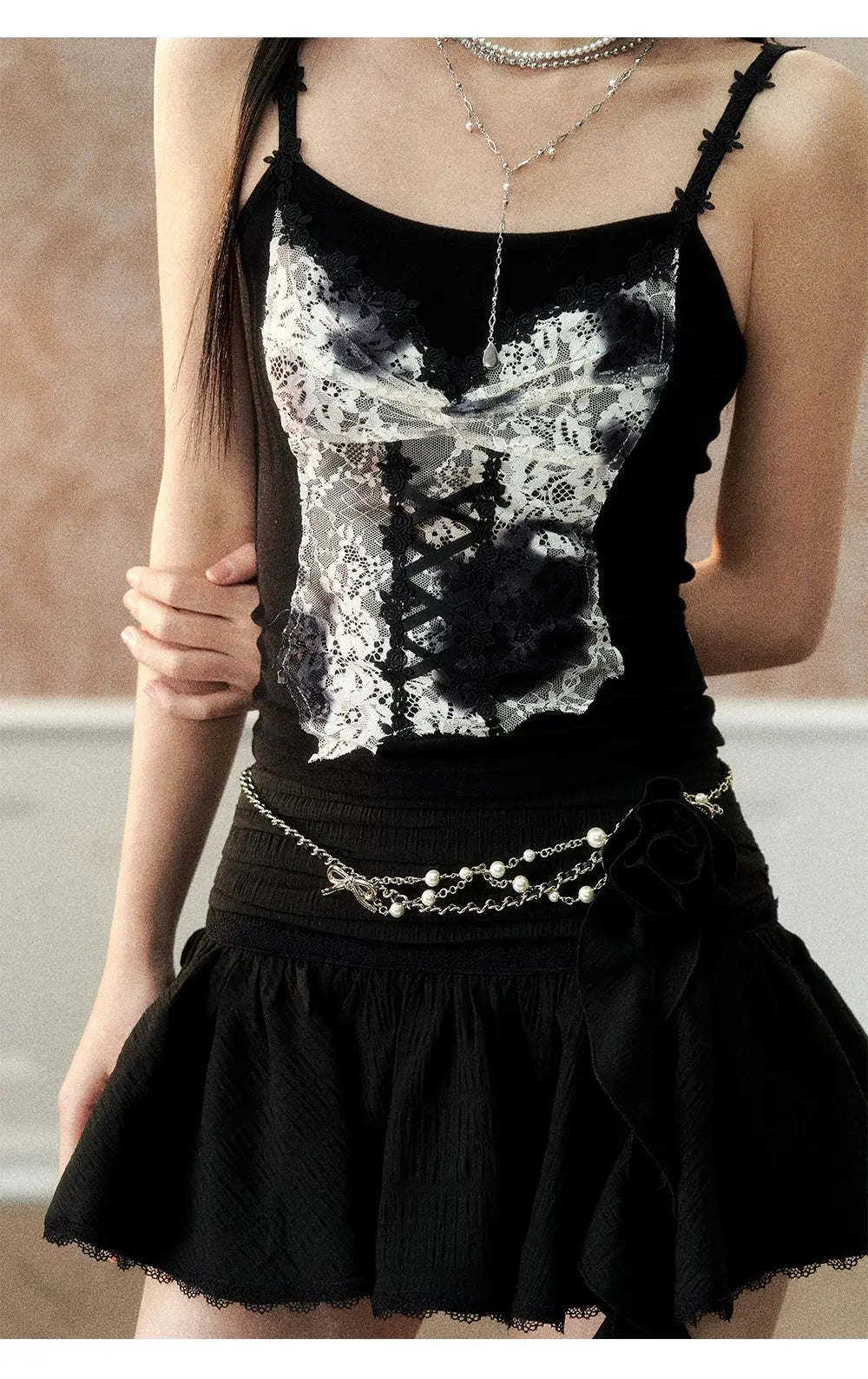 Off-white & Black Lace Splice Camisole - CHINASQUAD