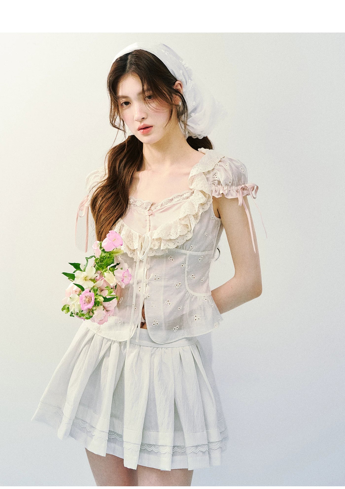 Layered Lace Lyocell Puff Sleeve Blouse