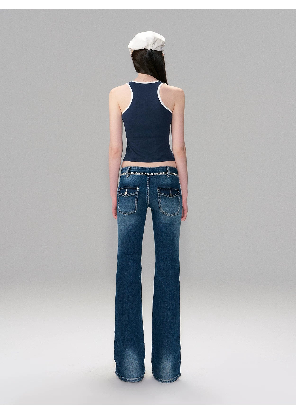 Vintage Graphic Contrast Trim Slim Fit Tank Top