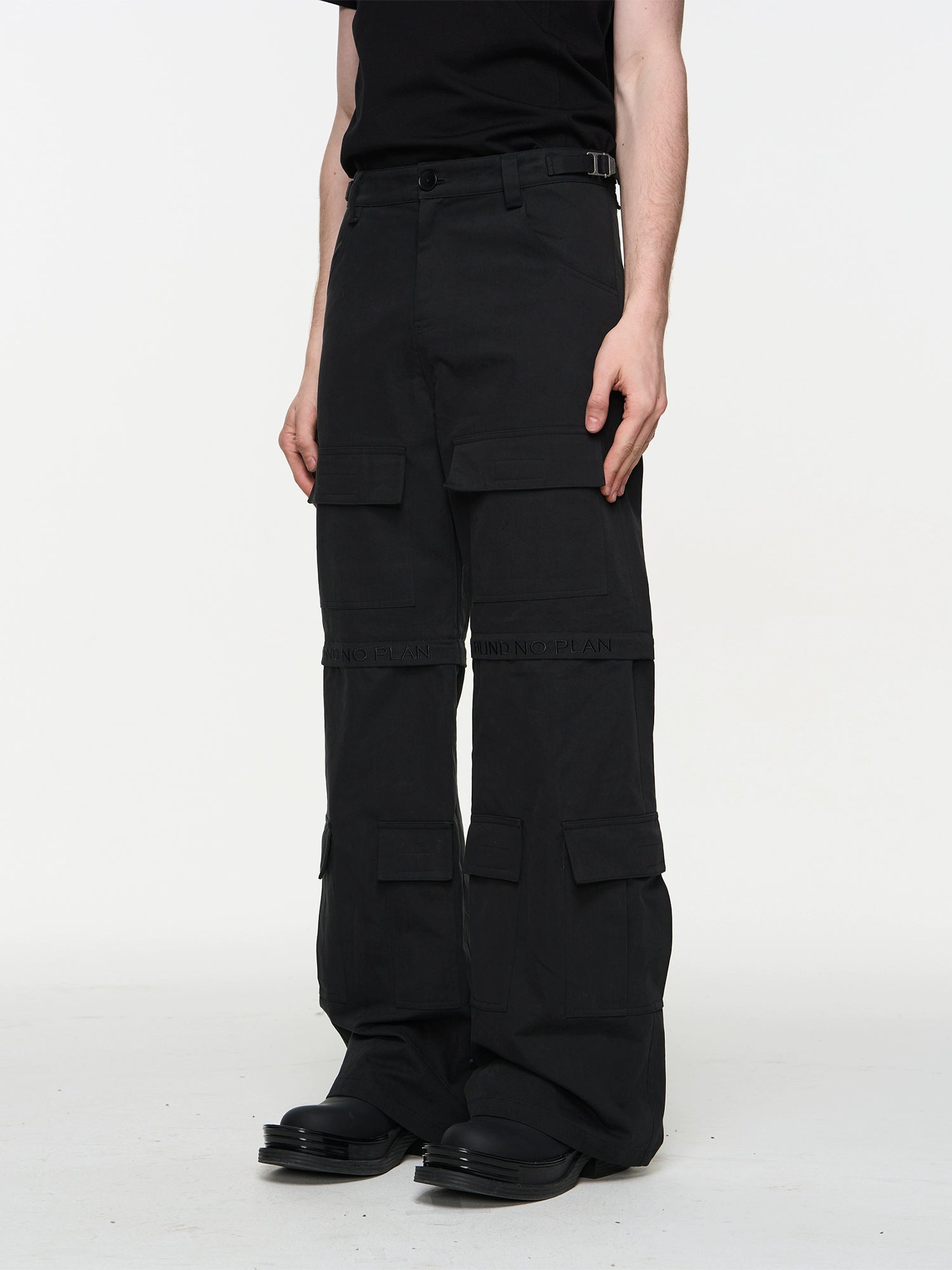 Detachable Cargo Pants - CHINASQUAD