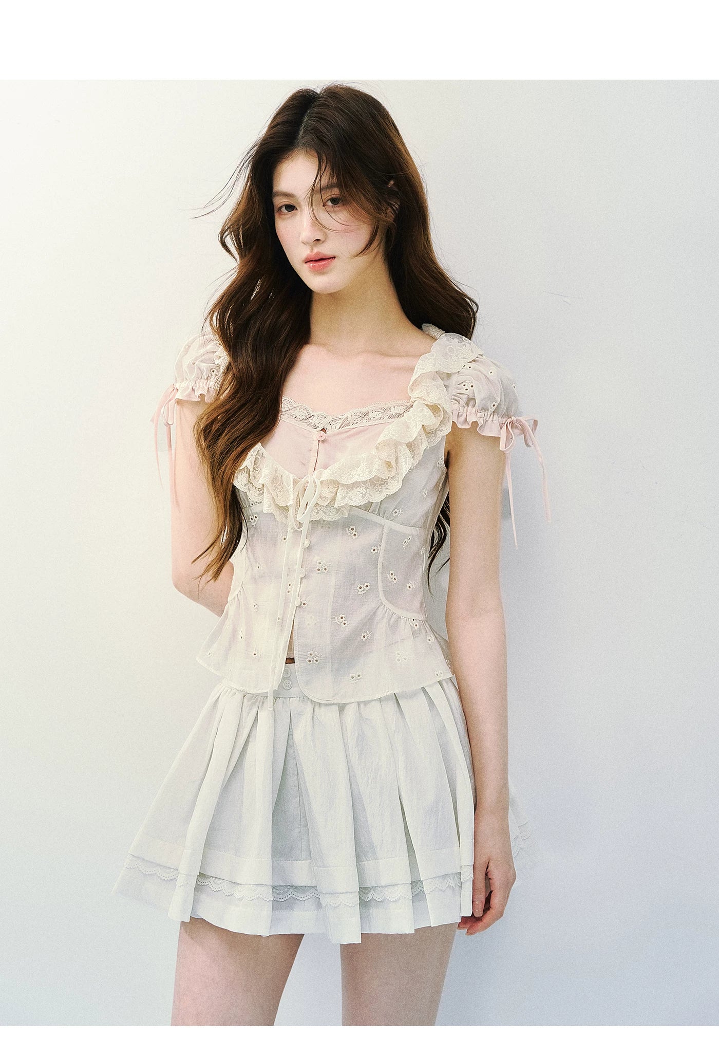 Layered Lace Lyocell Puff Sleeve Blouse