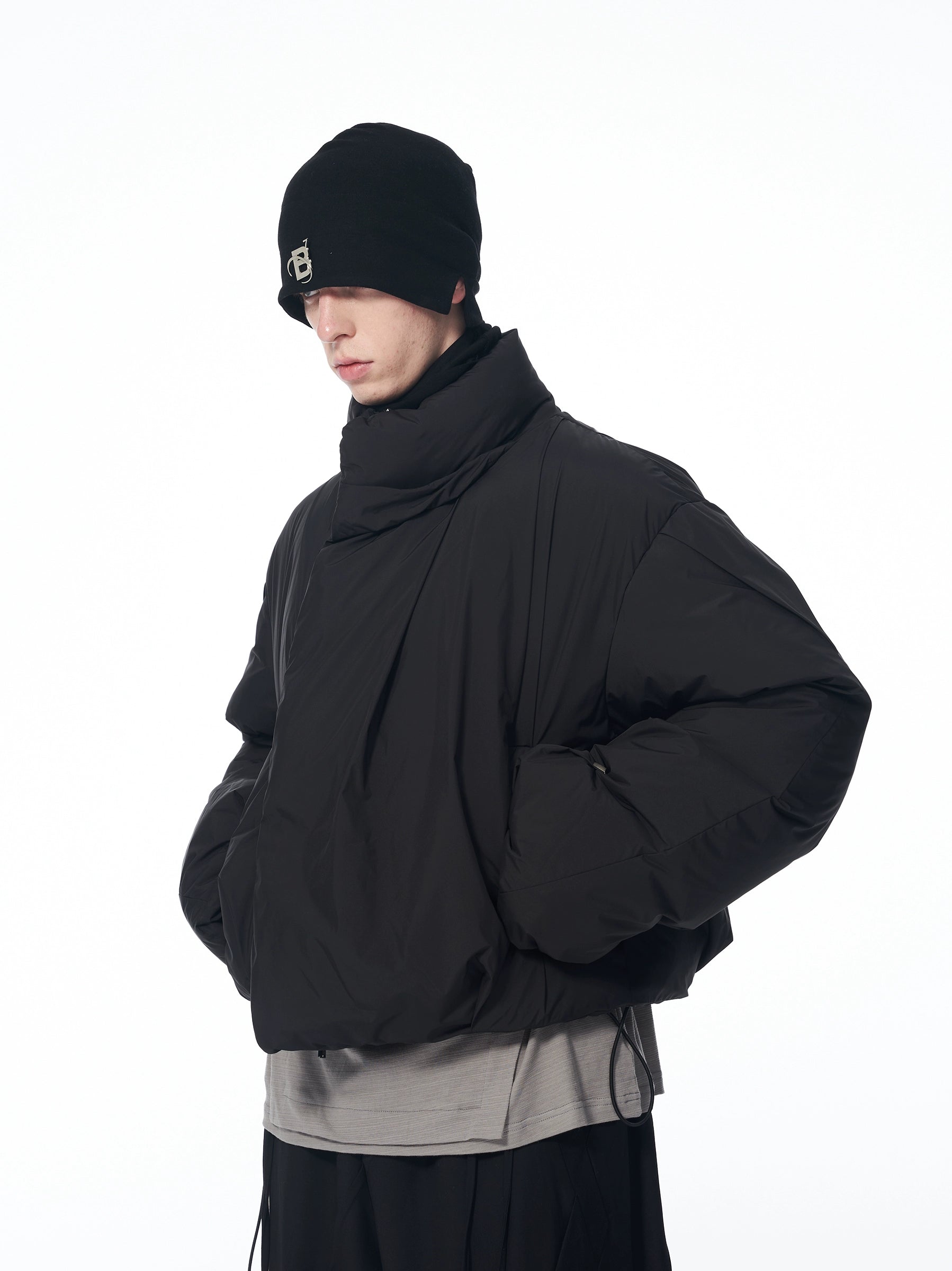 B7 Pleated Logo Printed Cropped Puffer Jacket - CHINASQUAD