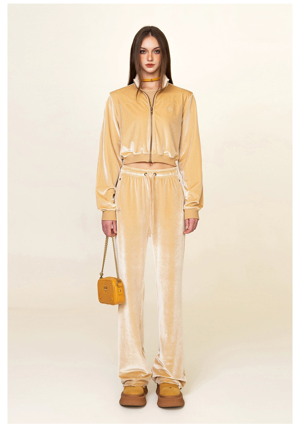 Compass Rove Stray Velvet Training Jacket & Trounsers Set - CHINASQUAD