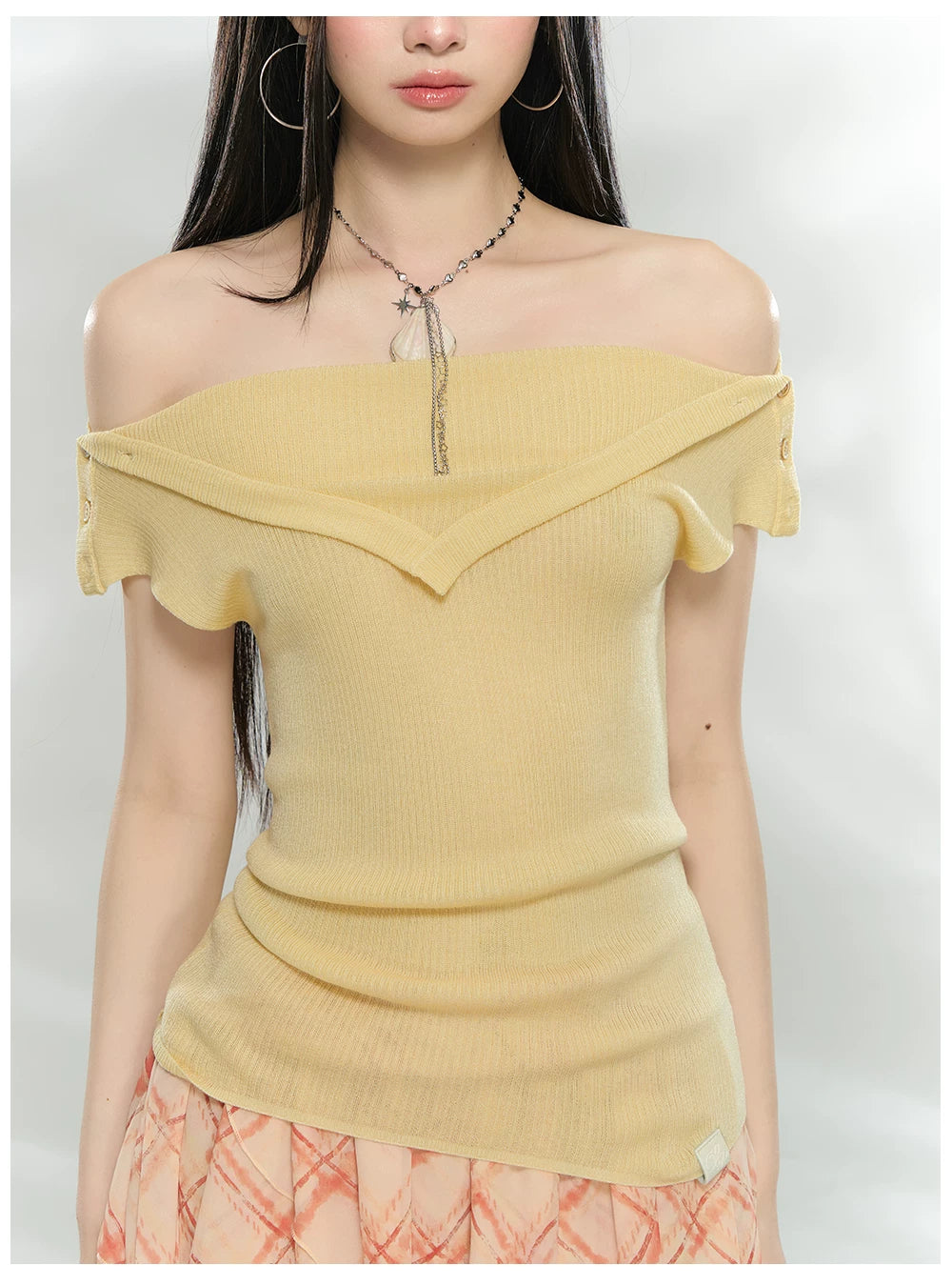 Folded Off-Shoulder Knit T-Shirt