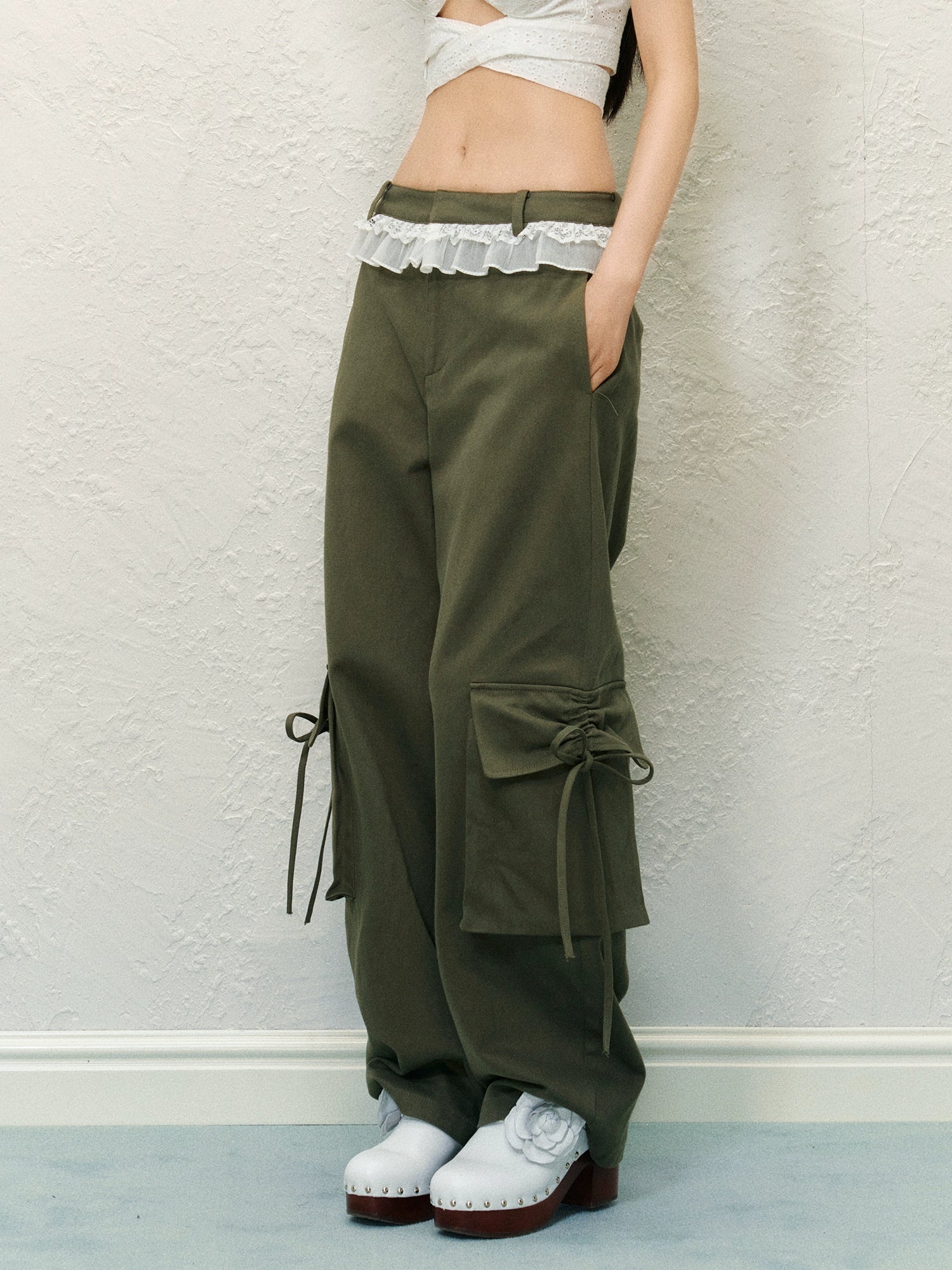 Color Block Large Pocket Lace Work Pants - CHINASQUAD