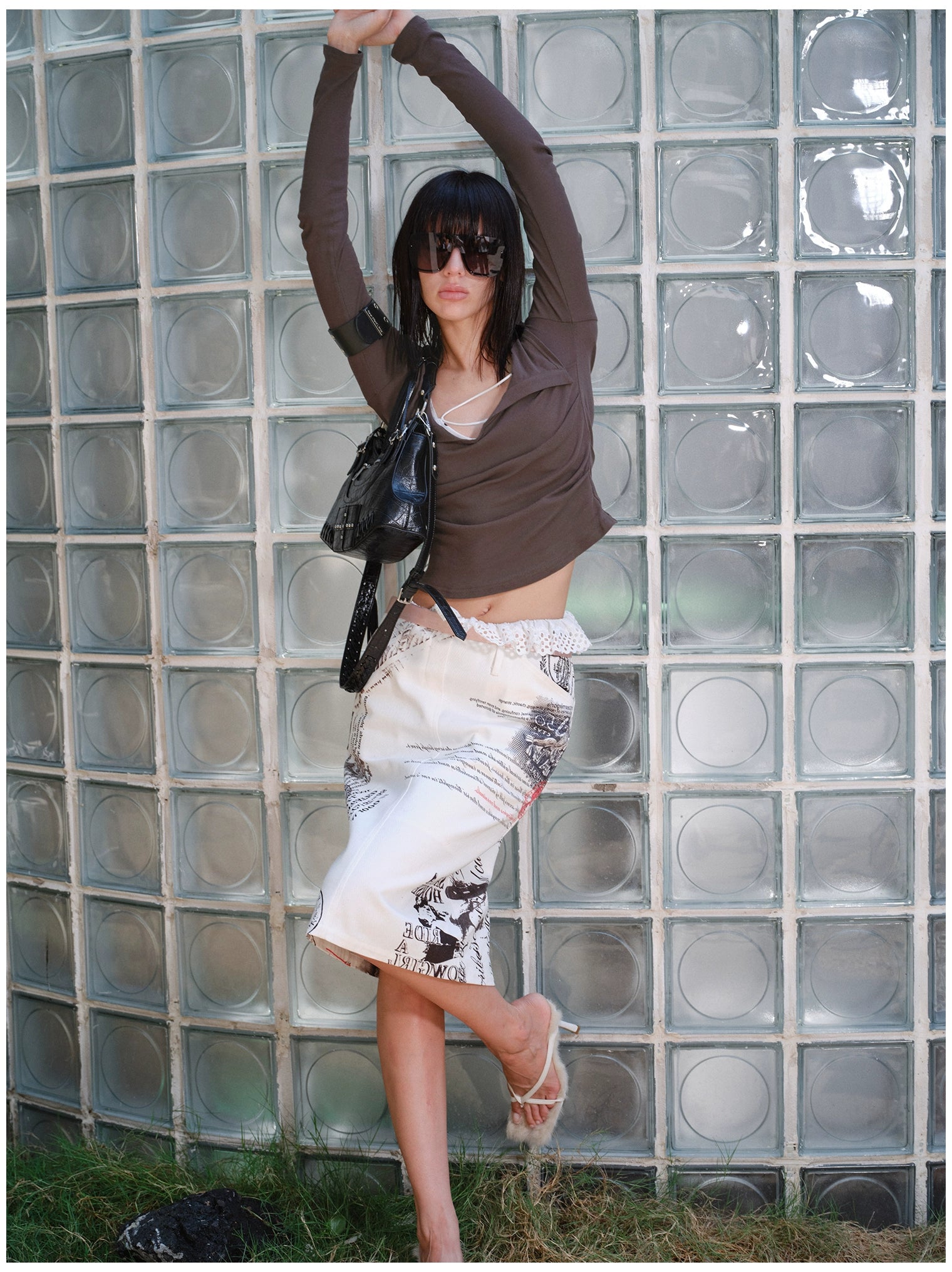 Scoop Neck Layered T-Shirt With Mesh Bra - CHINASQUAD