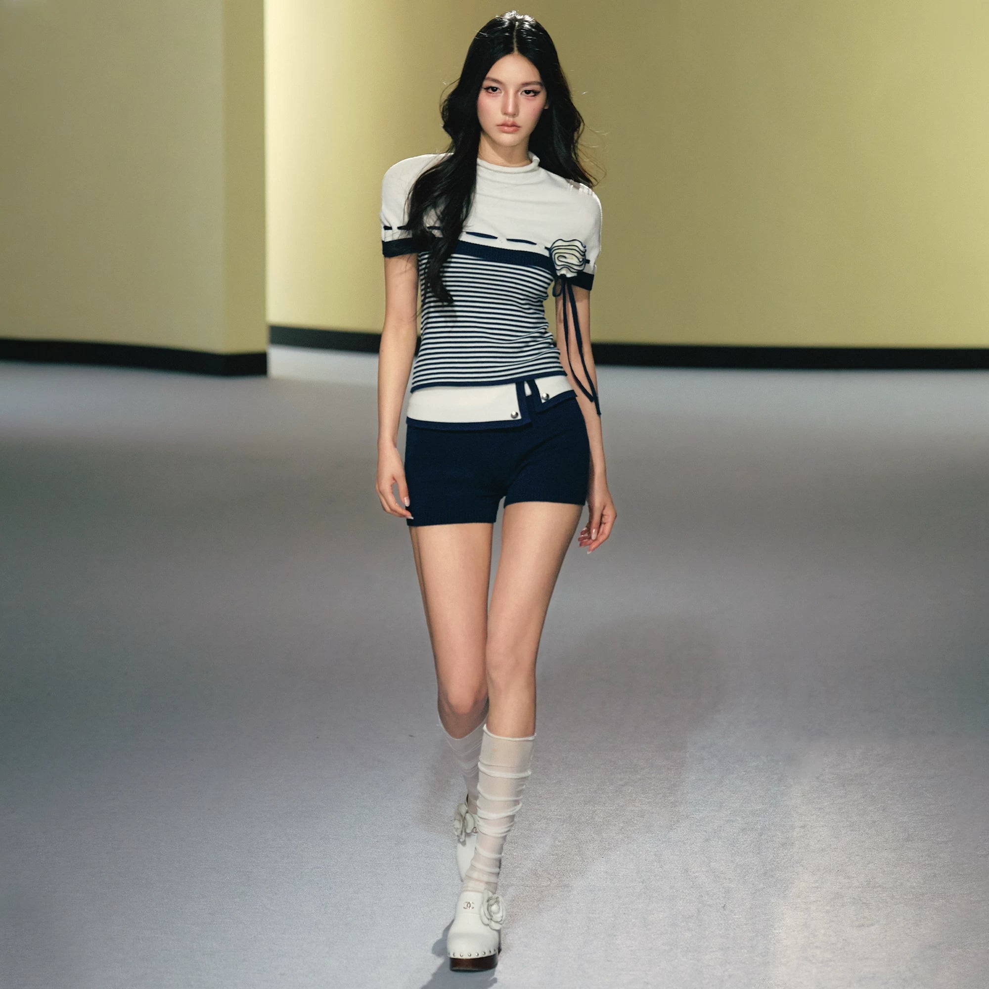 Color-Block Knit Shorts & Half-Turtleneck Cape Top Set