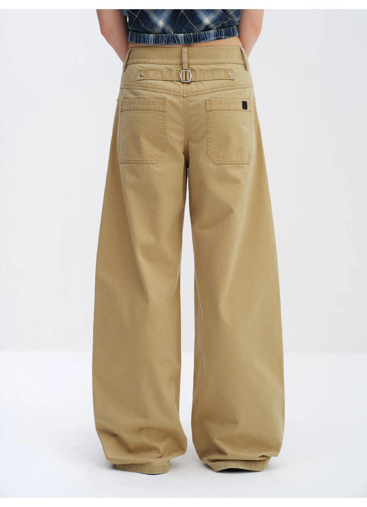 Utility Pocket Curved Wide-Leg Trousers