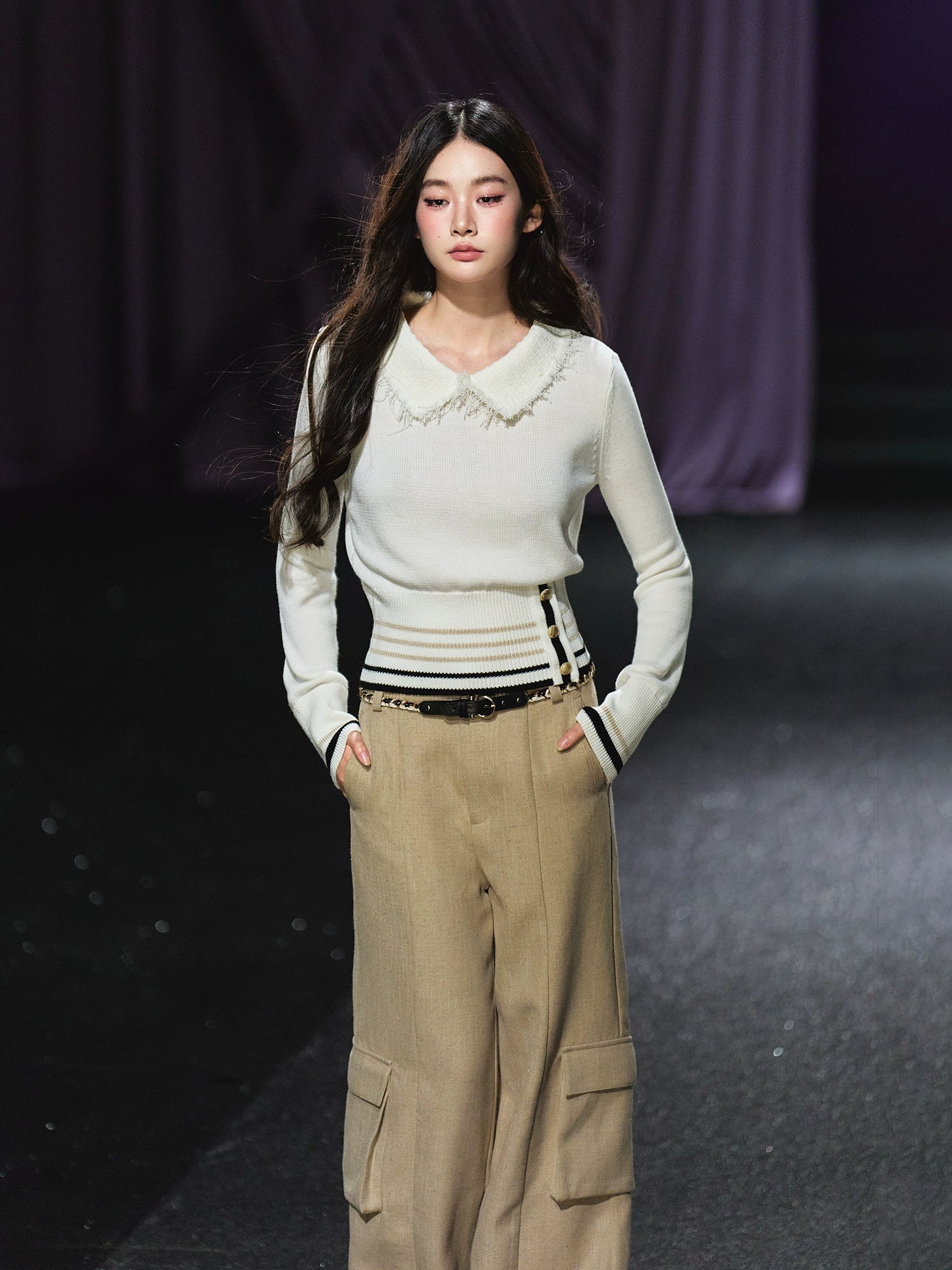 Black & Gold Striped Contrast Collar Knit Sweater - CHINASQUAD