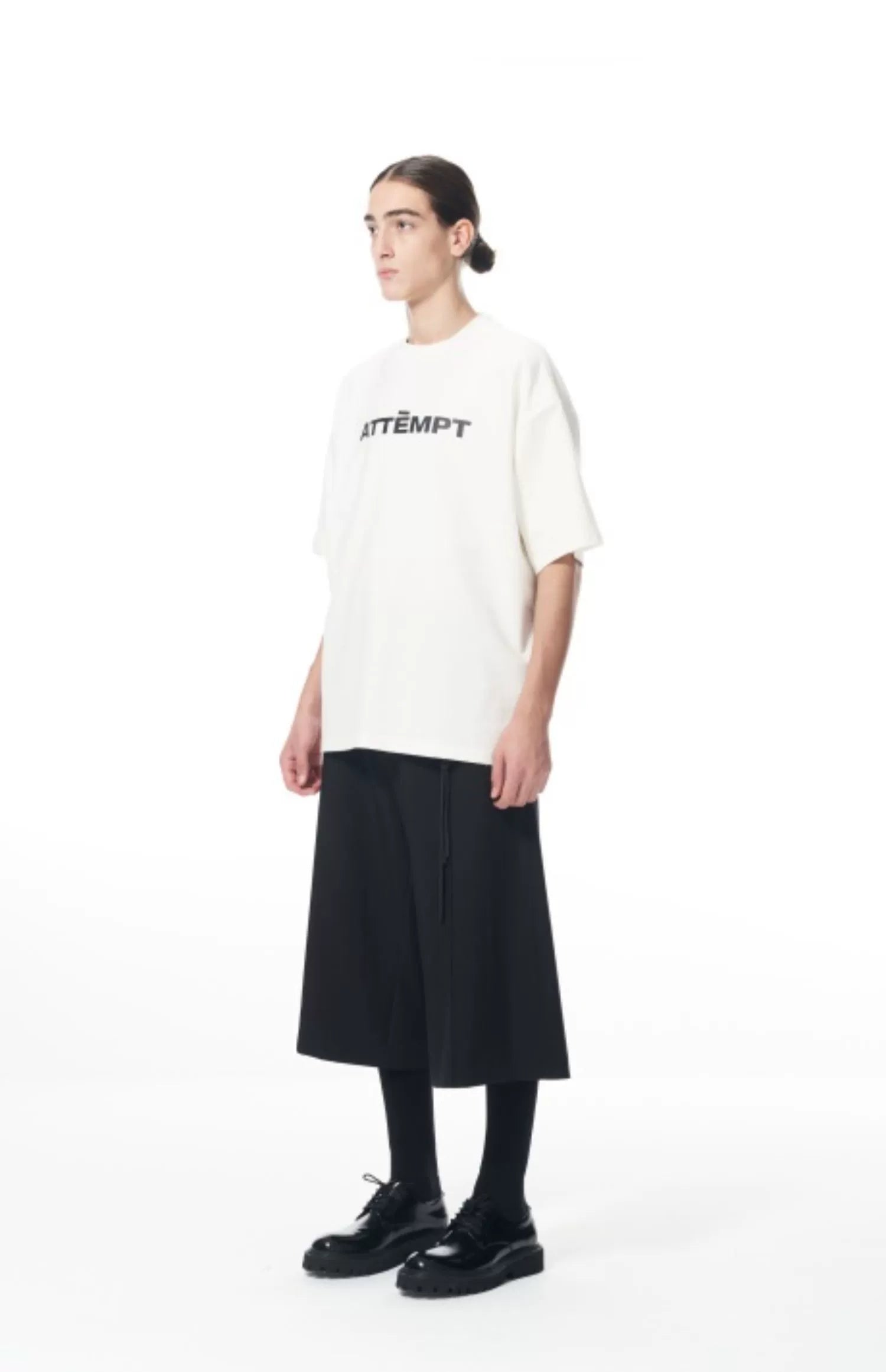 Essential Logo Solid Short Sleeve T-Shirt - CHINASQUAD