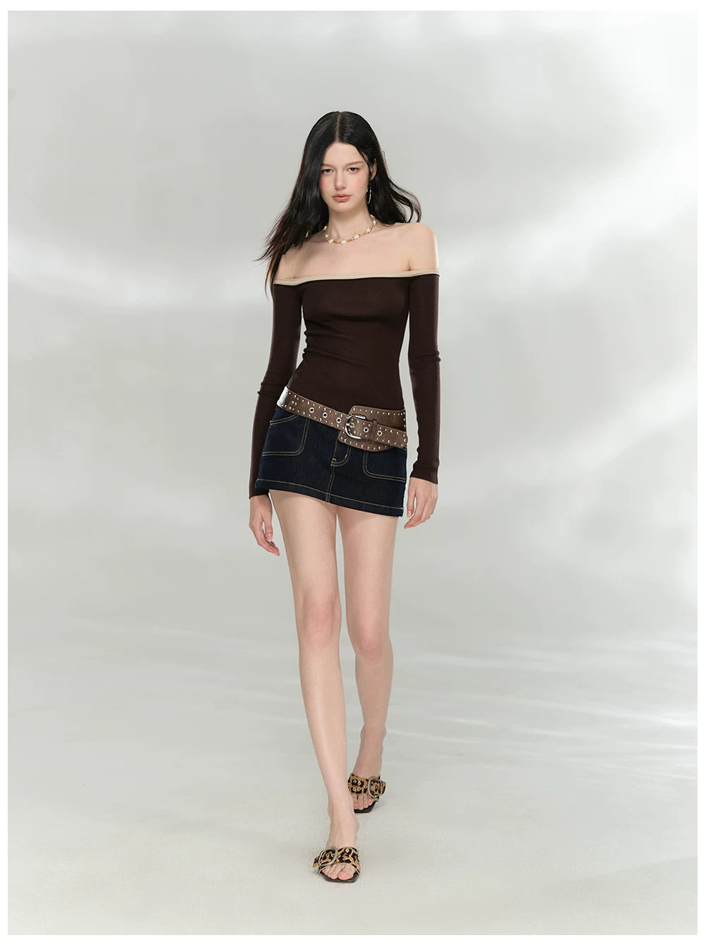 Contrast Trim Off-Shoulder Knit Top