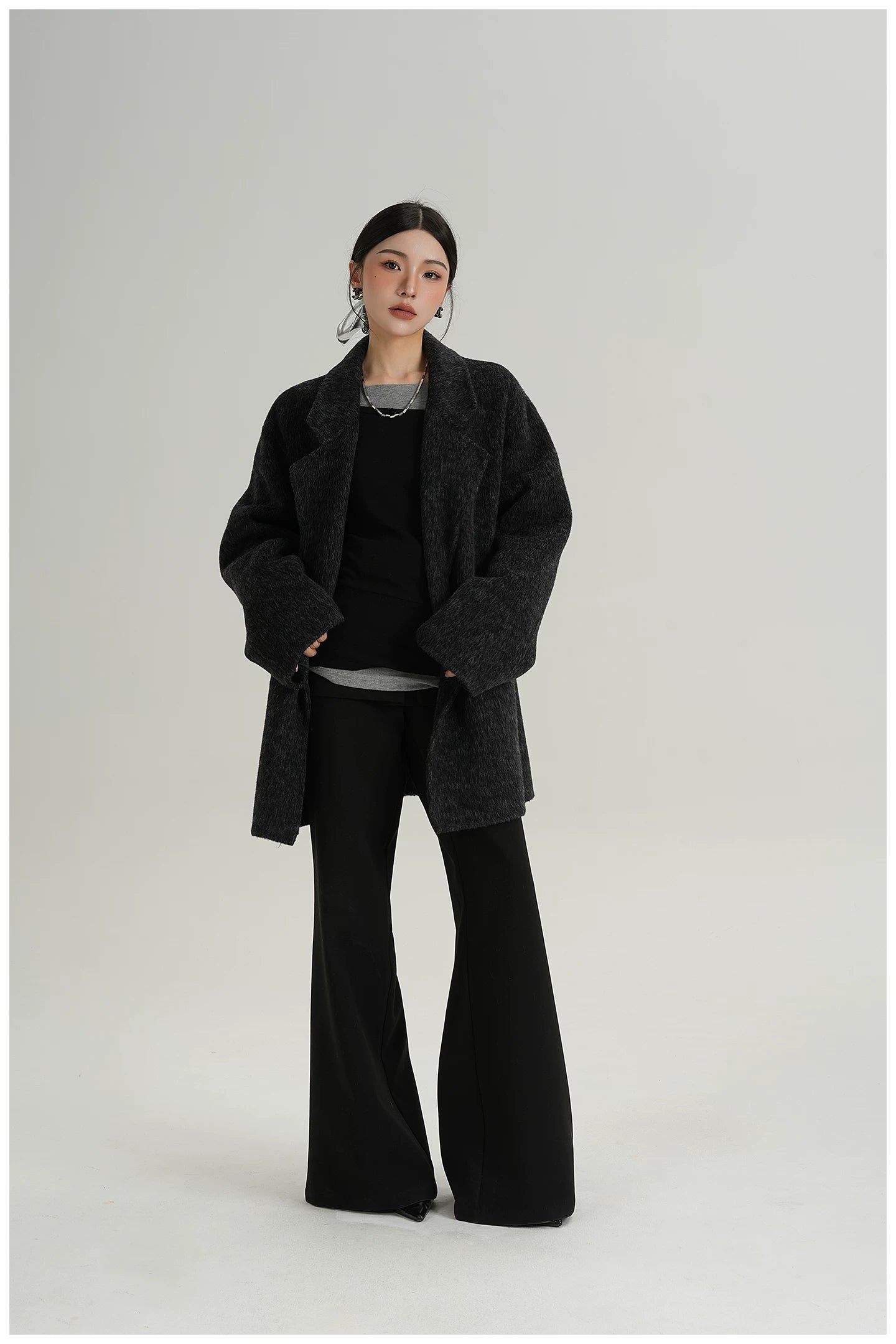 Relaxed-Fit Mid-Length Wool Blazer