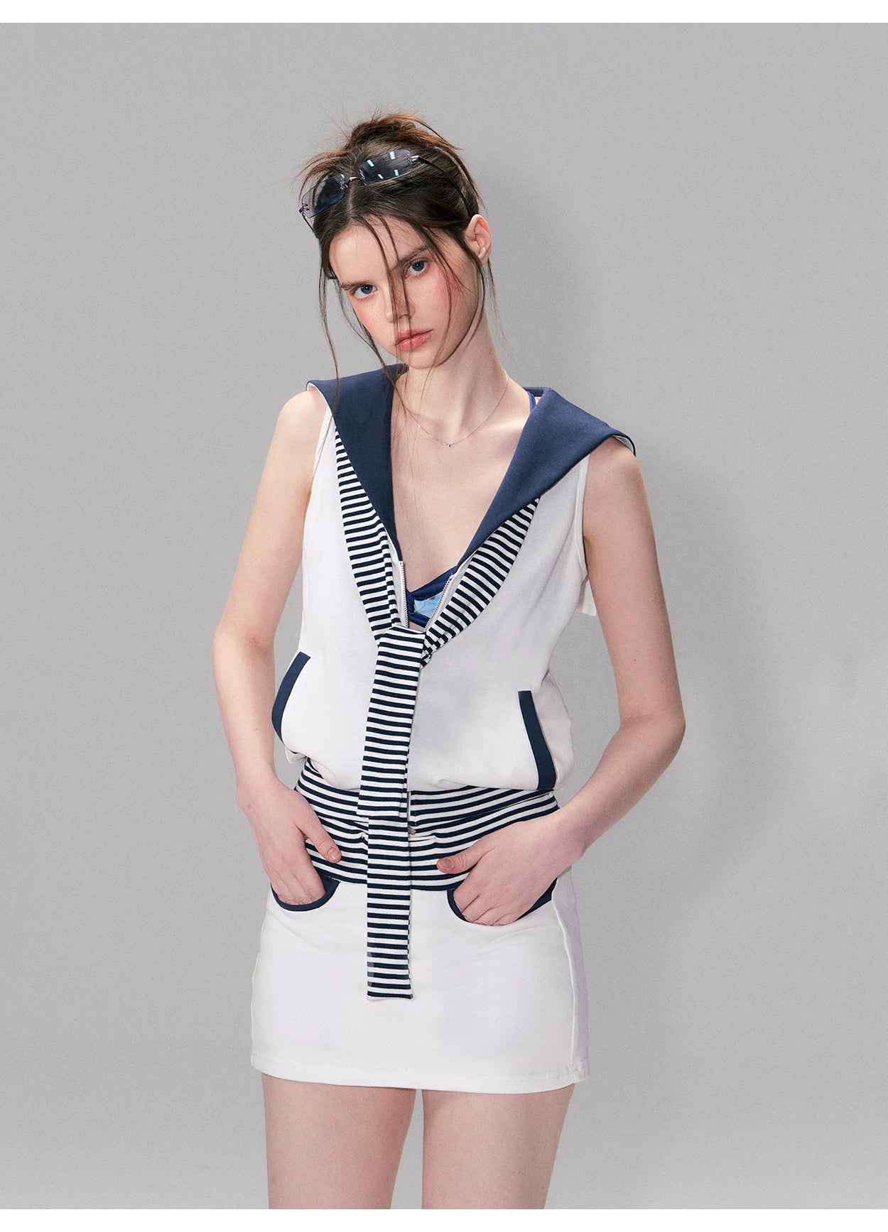 Color-Block Nautical Sailor Collar Sleeveless Top