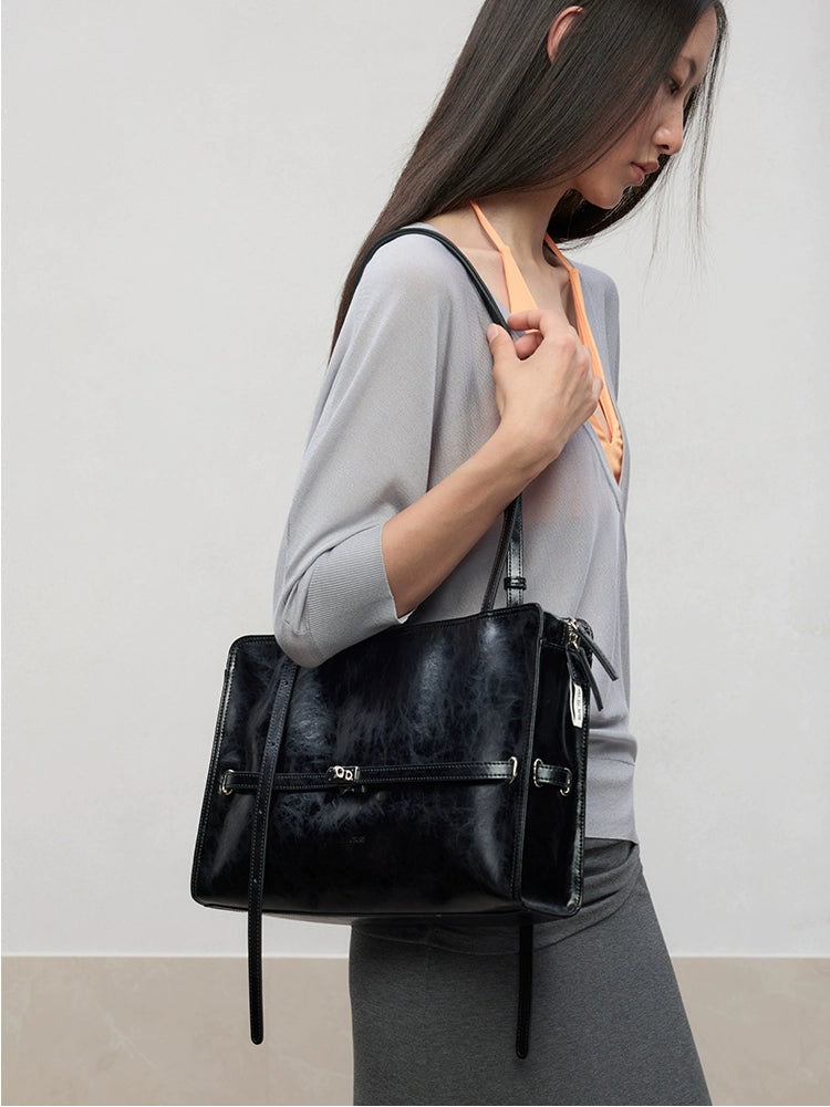 Black Microfiber Leather Water-Repellent Crossbody Bag - CHINASQUAD