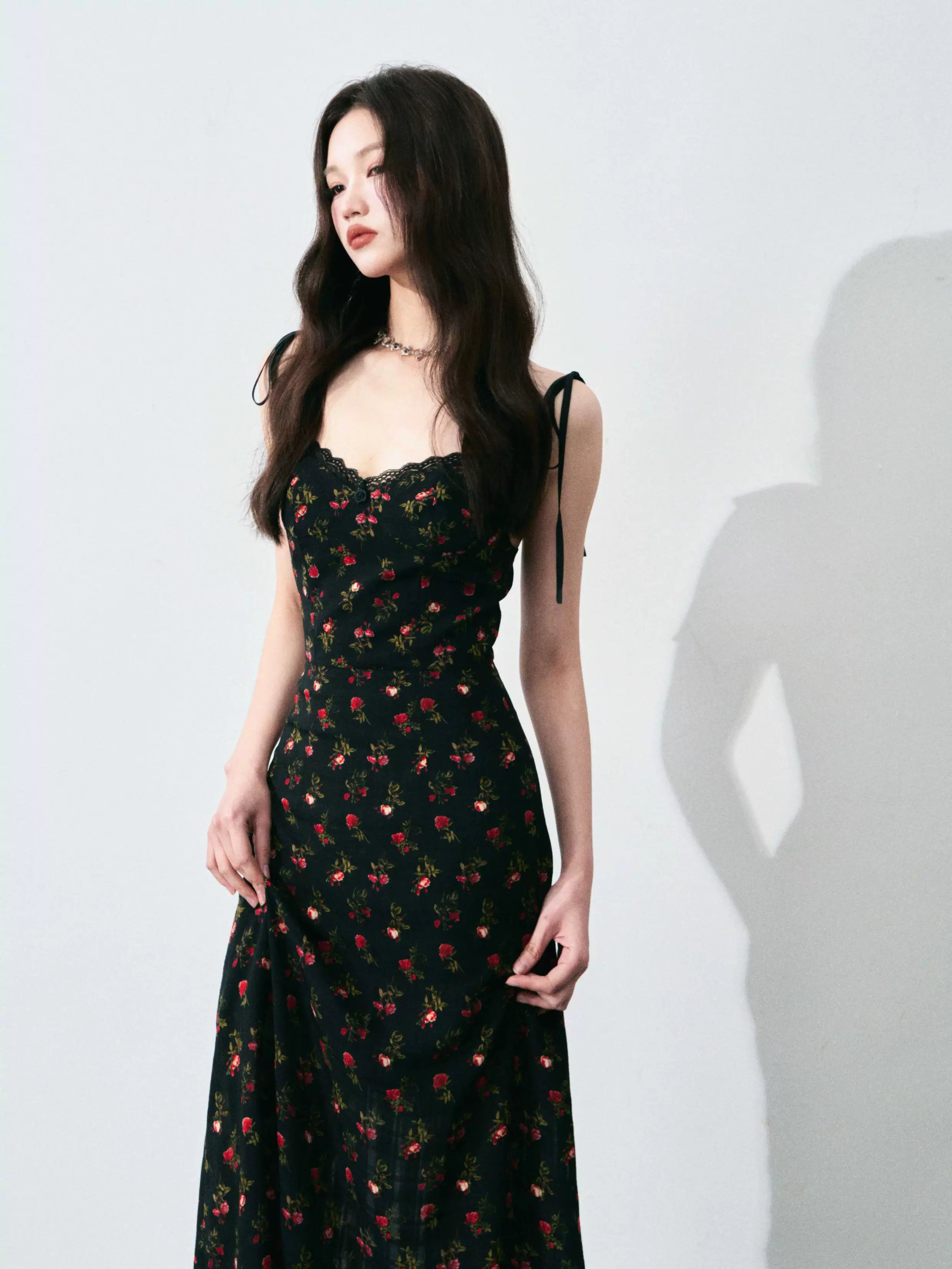 Vintage Floral Tie-Waist A-Line Maxi Dress