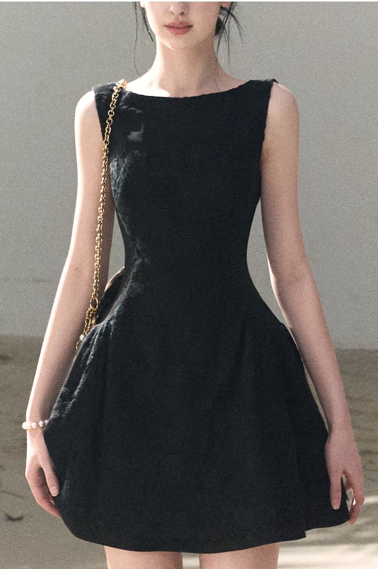 Wool-Blend Waist-Cinched Fitted Dress