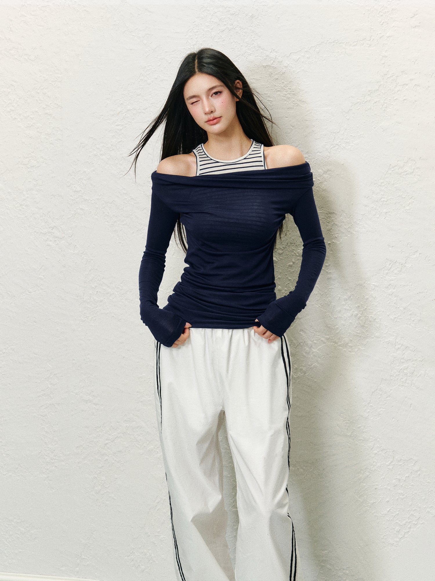 Fake Two-Piece Off-Shoulder Colorblock T-shirt - CHINASQUAD