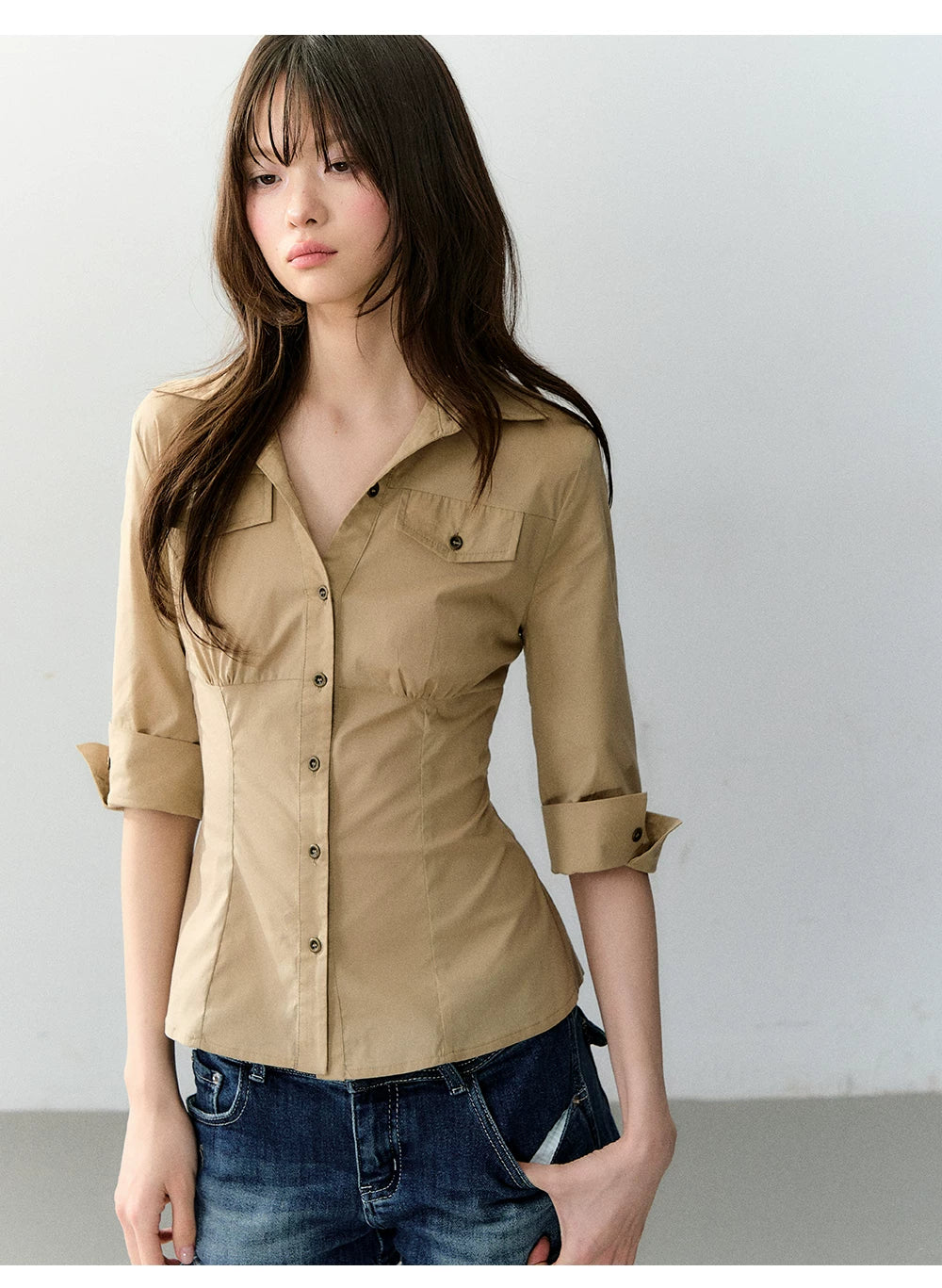 Waist-Cinched Mid-Sleeve Fitted Pocket Shirt
