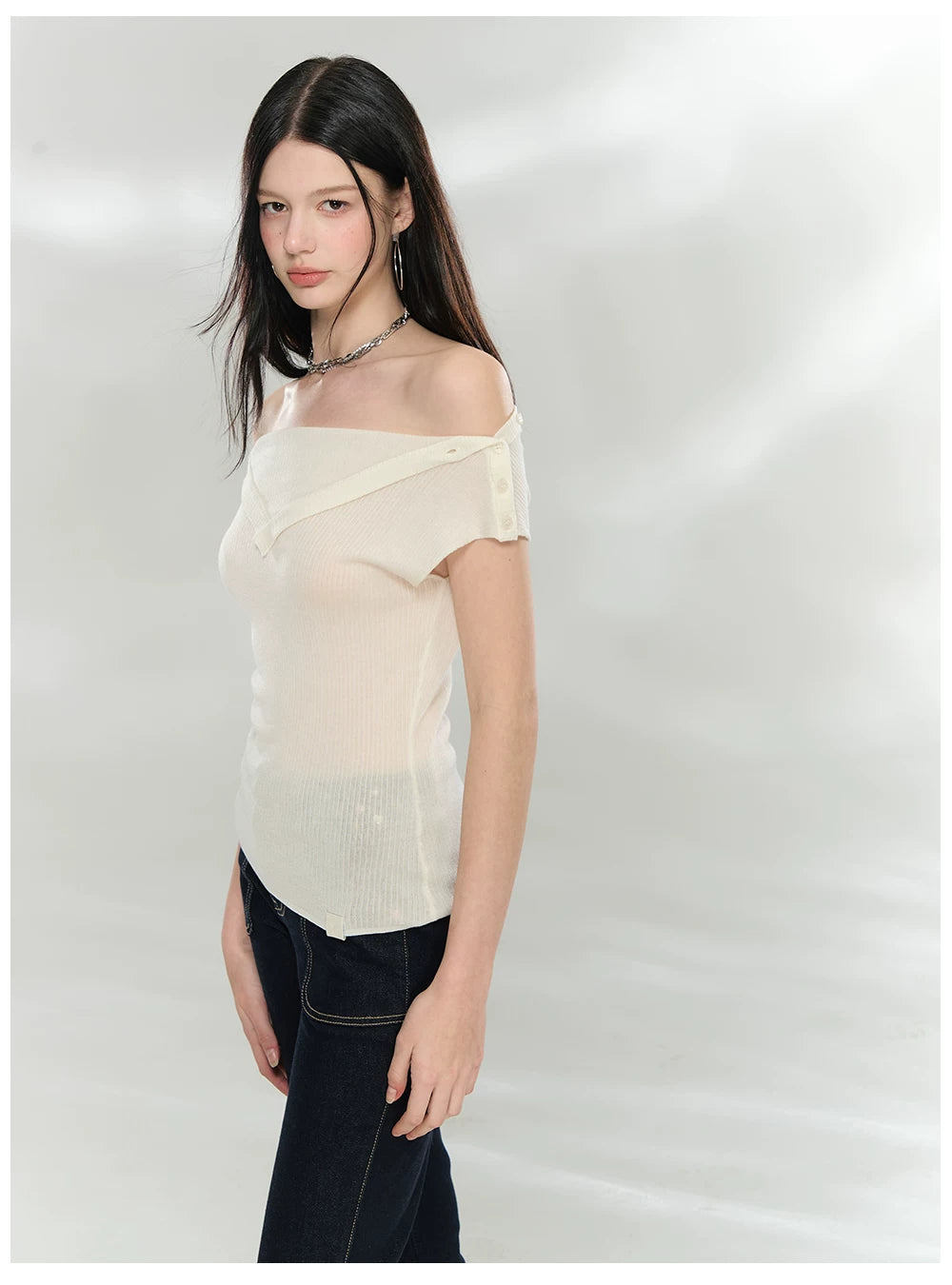 Folded Off-Shoulder Knit T-Shirt