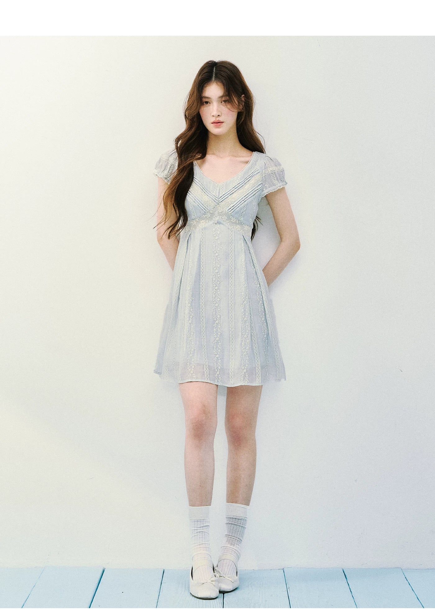 Vintage Lace Panel V-Neck Dress