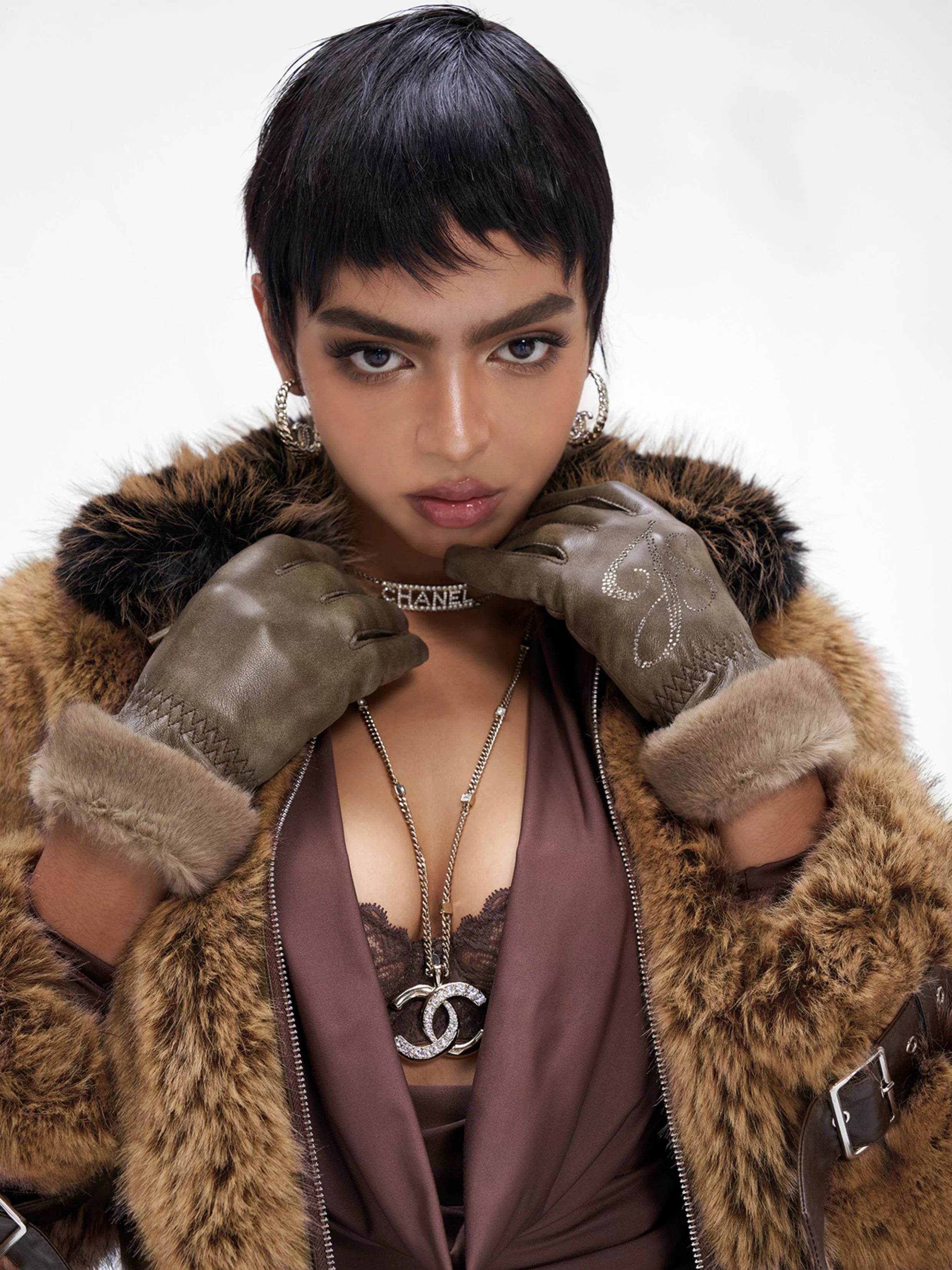 Fur Spliced Rhinestone Winter Gloves